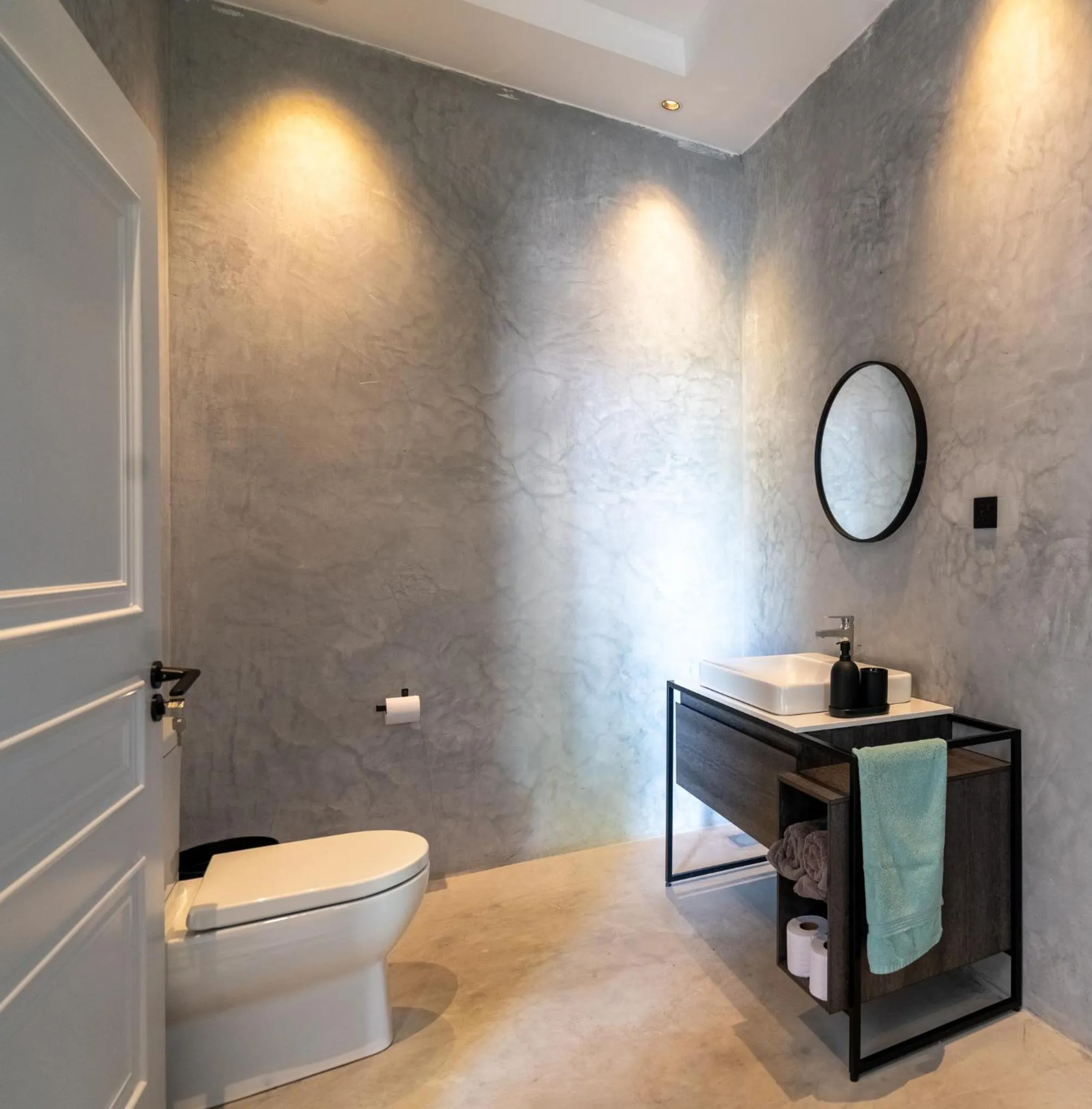 Toilet in V Hotel in Paje