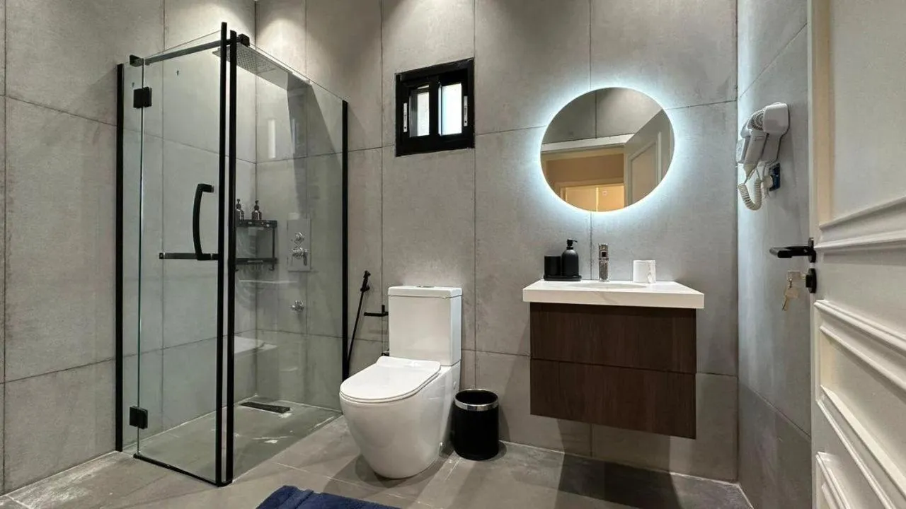 Shower in V Hotel in Paje