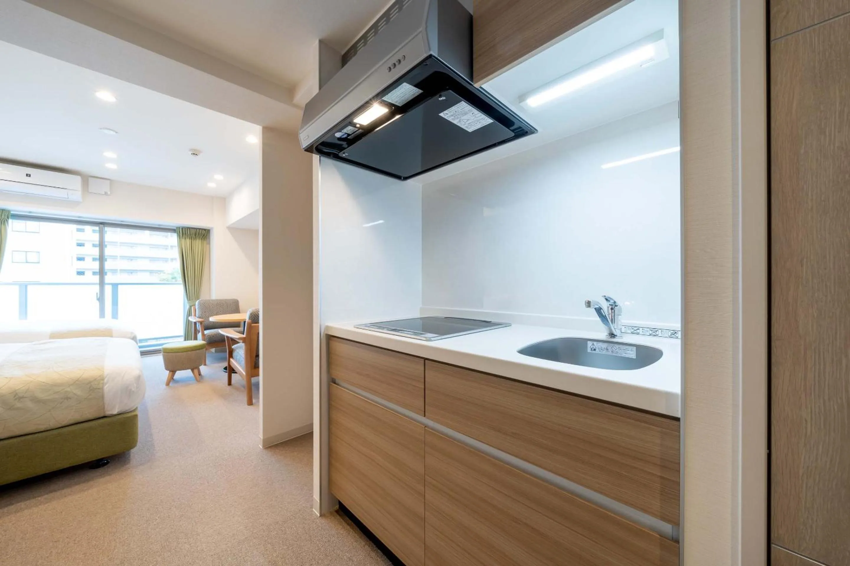 Kitchen or kitchenette, Bed in RESI STAY Kyo Ryuvilux Nijo