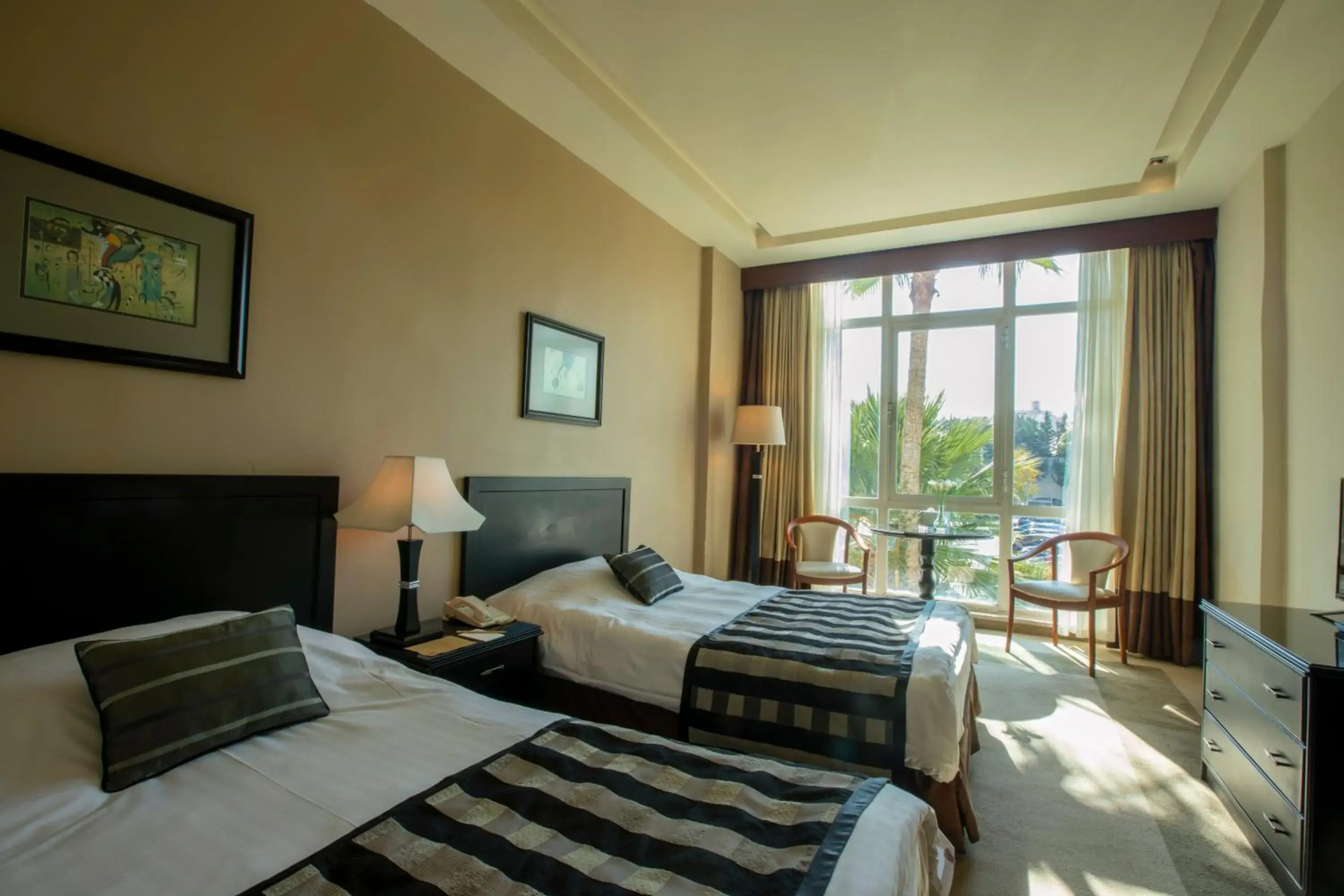 Bedroom, Bed in Century Park Hotel Bedroom, Bed in Century Park Hotel