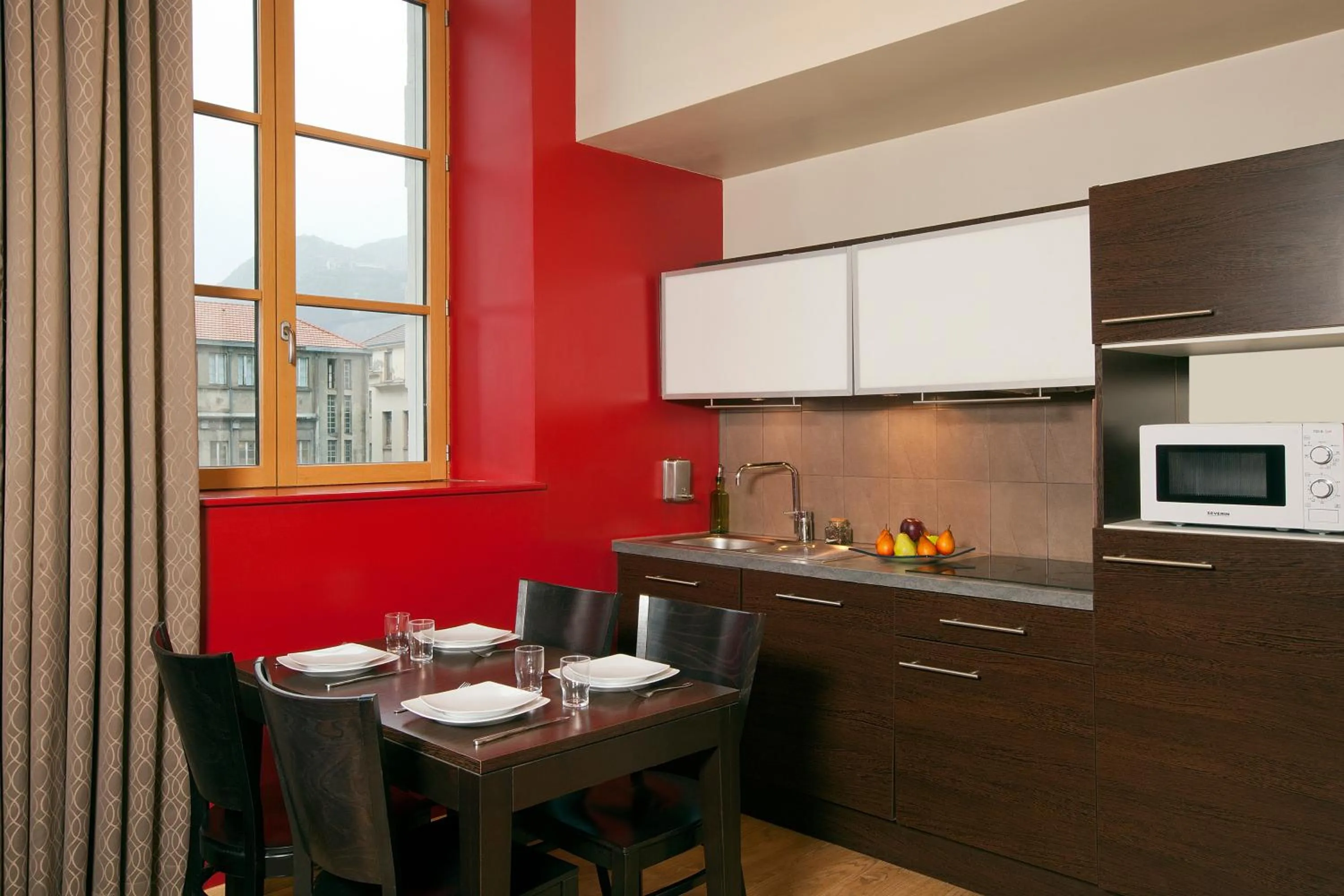 Kitchen or kitchenette in Residhome Grenoble Caserne De Bonne