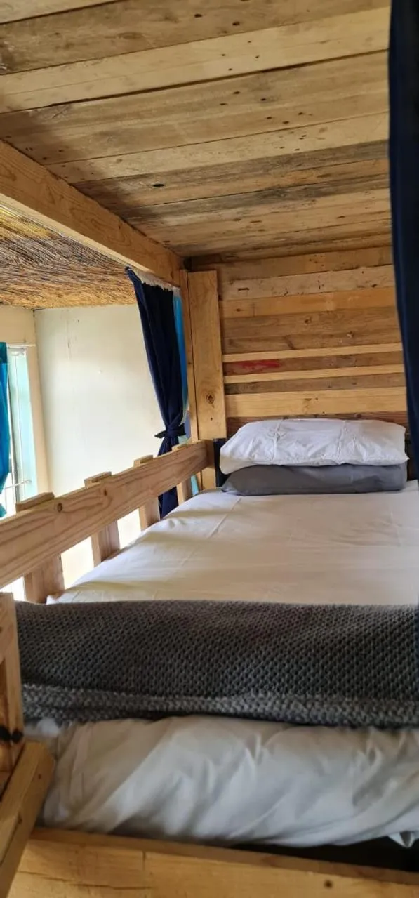 bunk bed, Bed in Sunset beach backpackers