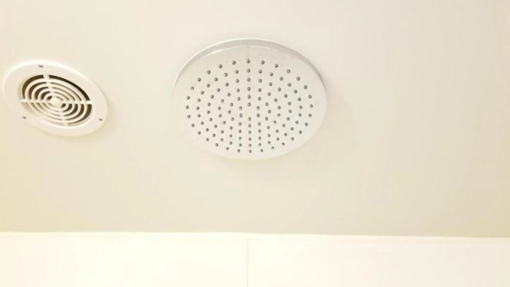 Bathroom in Toyoko Inn Ebina eki Higashi guchi