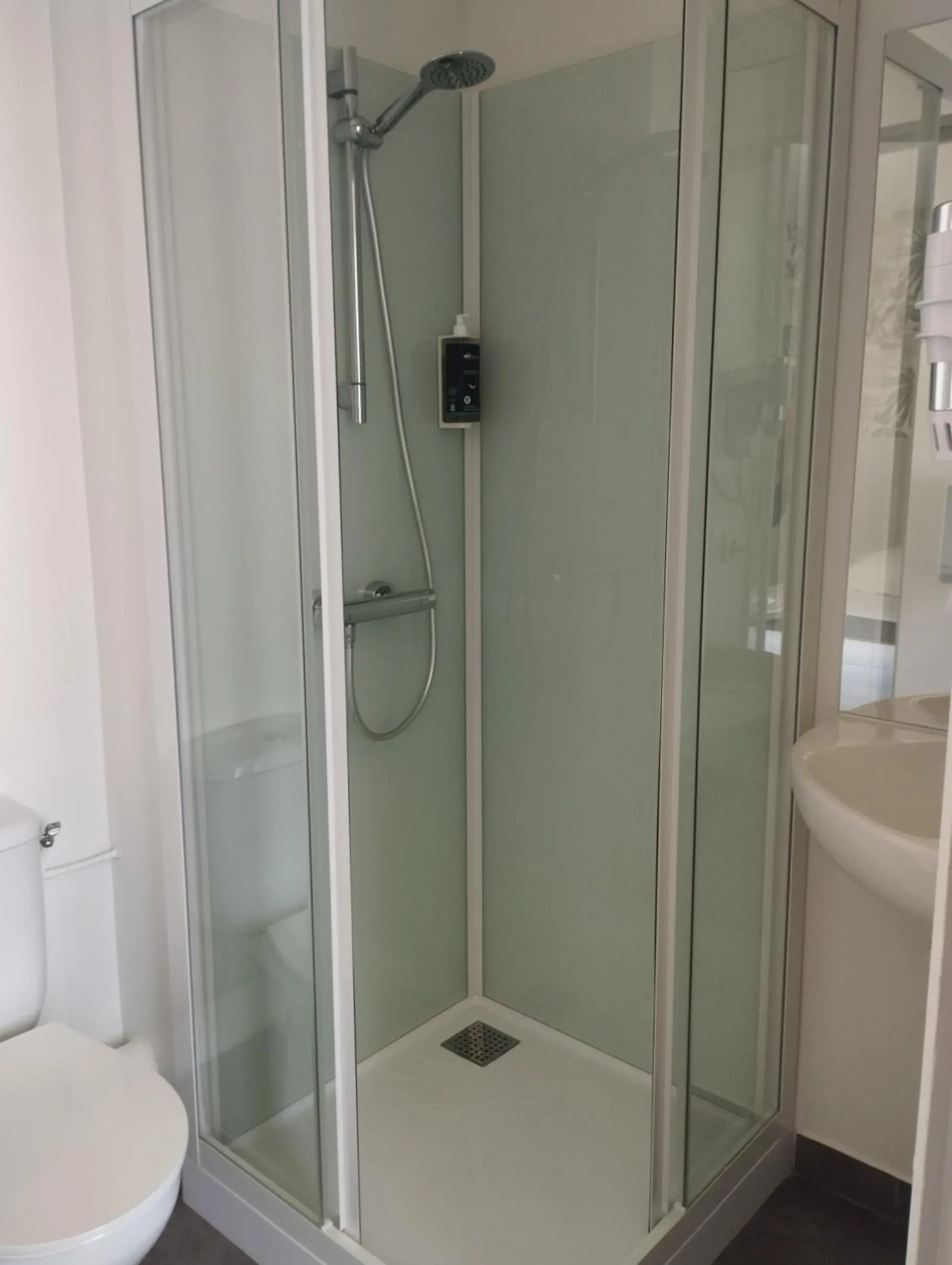 Twin Room in Brit Hotel L'Arrivée Guingamp Twin Room in Brit Hotel L'Arrivée Guingamp