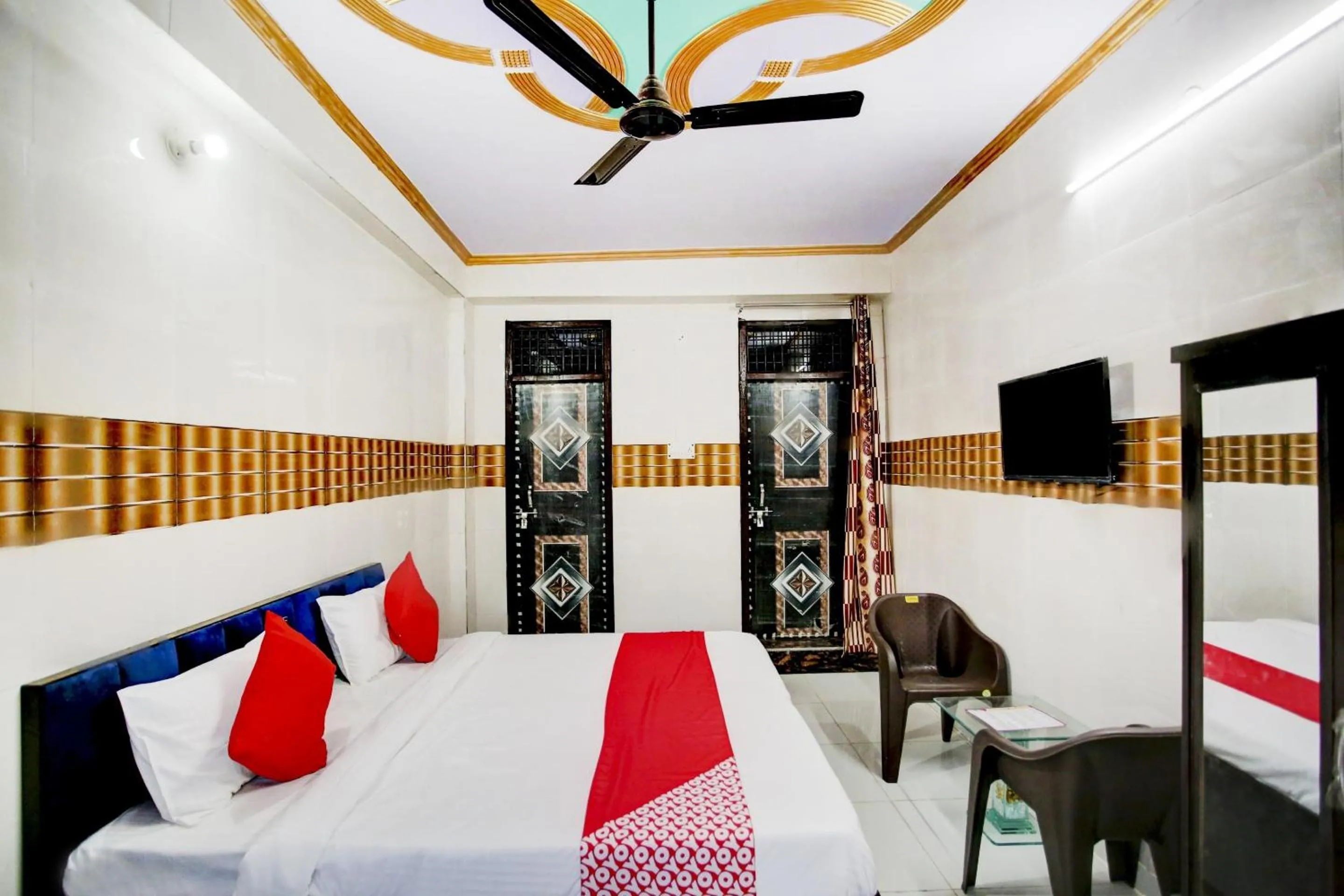 Bedroom in Hotel O by OYO DS Palace