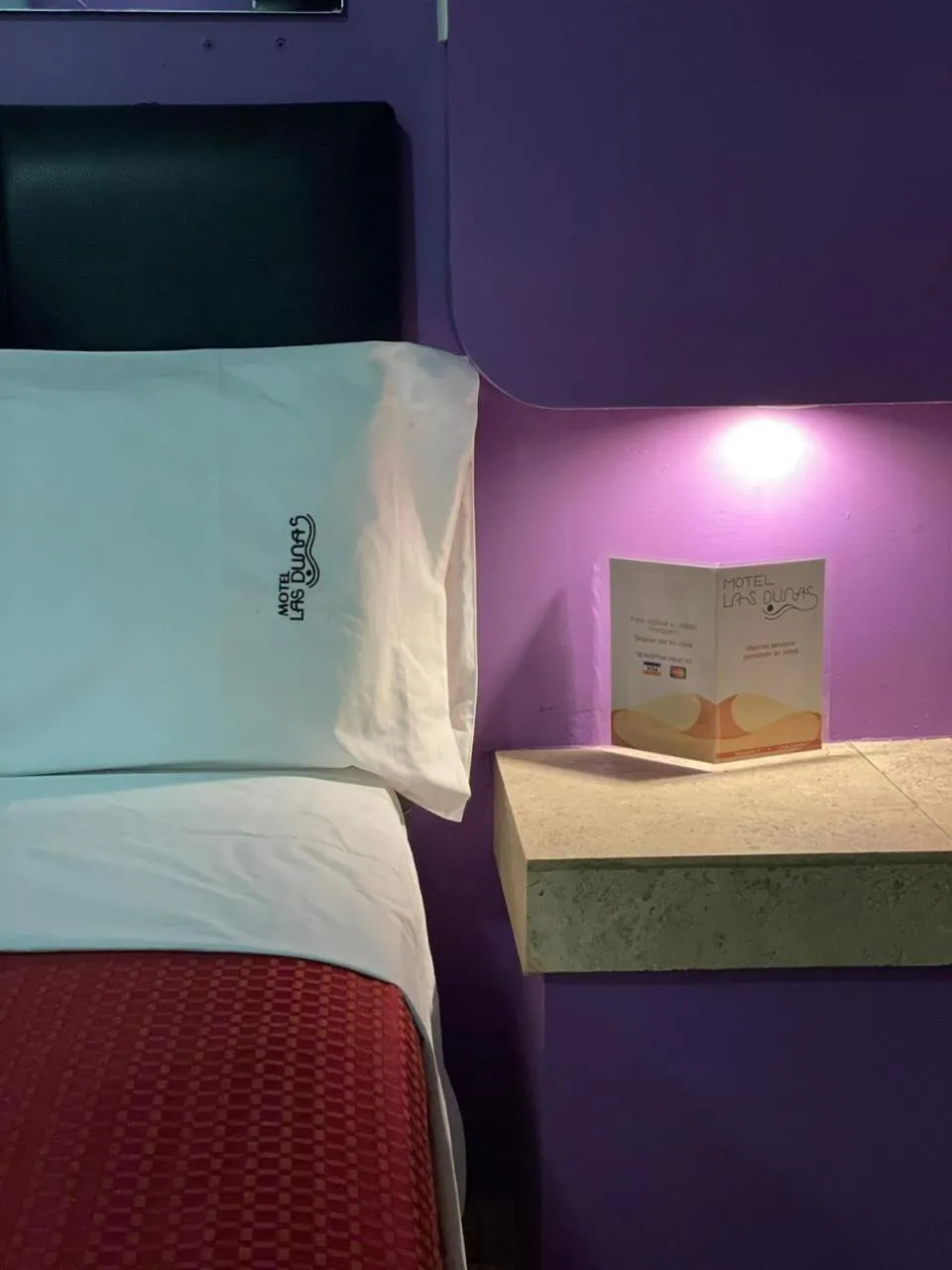 Bed in Motel Las Dunas