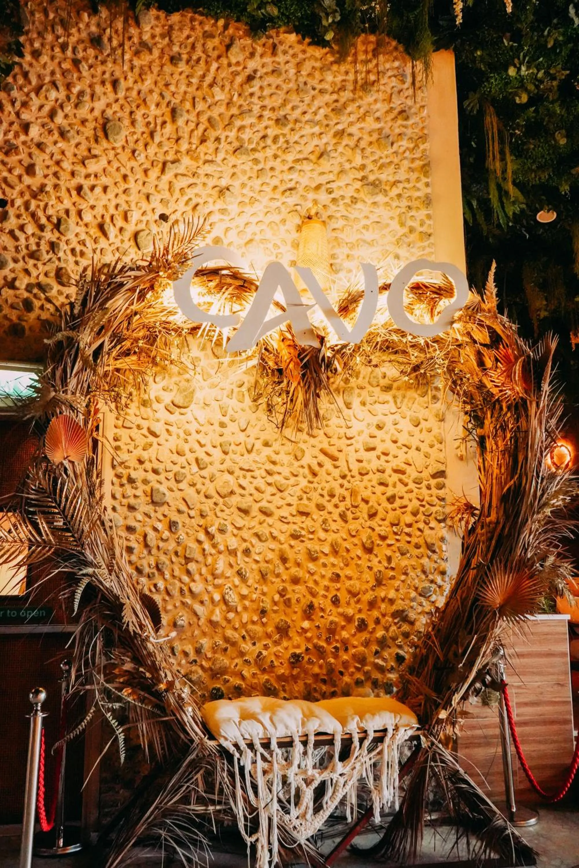 Nightclub / DJ in Ramee Dream Hotel Downtown