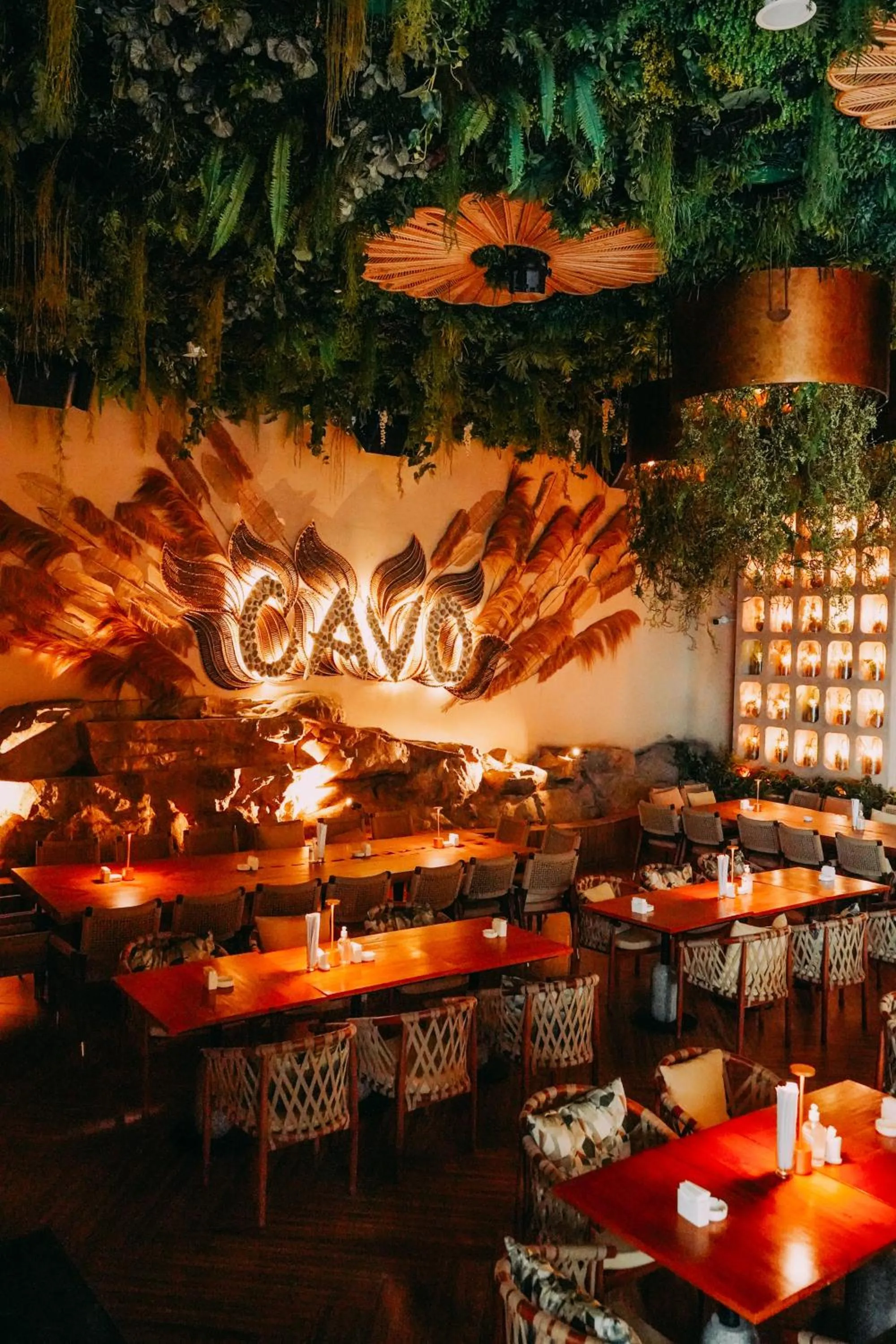 Nightclub / DJ in Ramee Dream Hotel Downtown