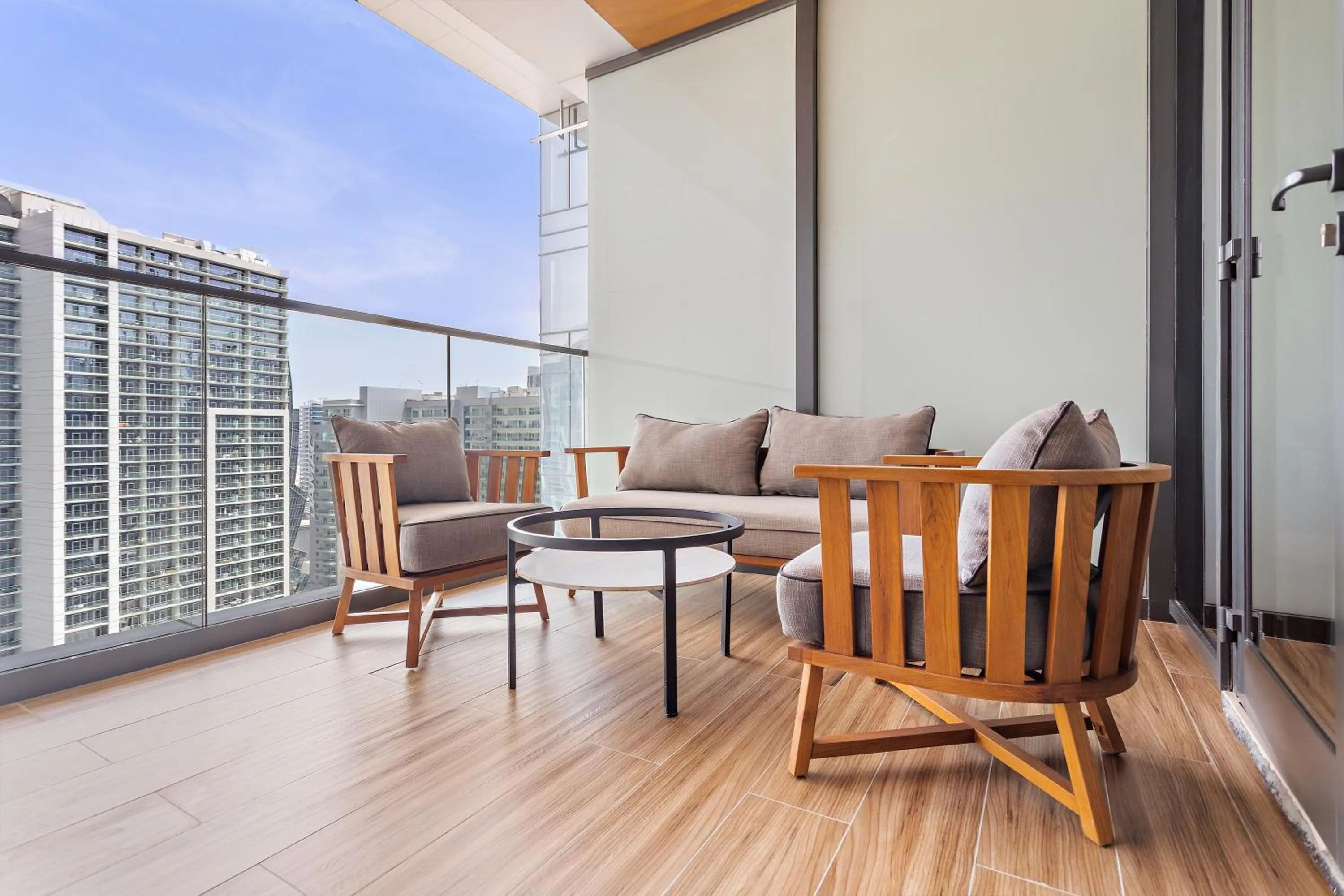 Balcony/Terrace in Ramee Dream Hotel Downtown