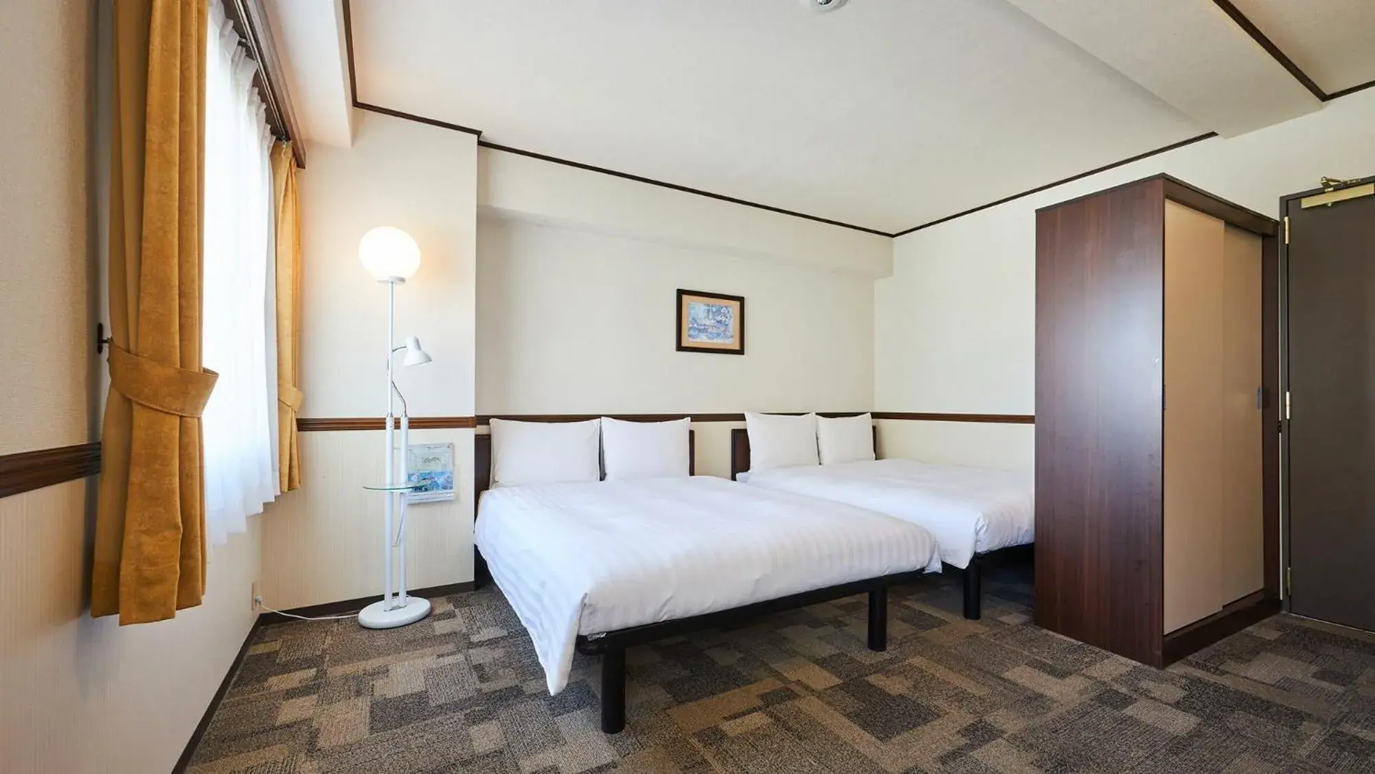 Bedroom, Bed in Toyoko Inn Chiba eki Higashi guchi Bedroom, Bed in Toyoko Inn Chiba eki Higashi guchi