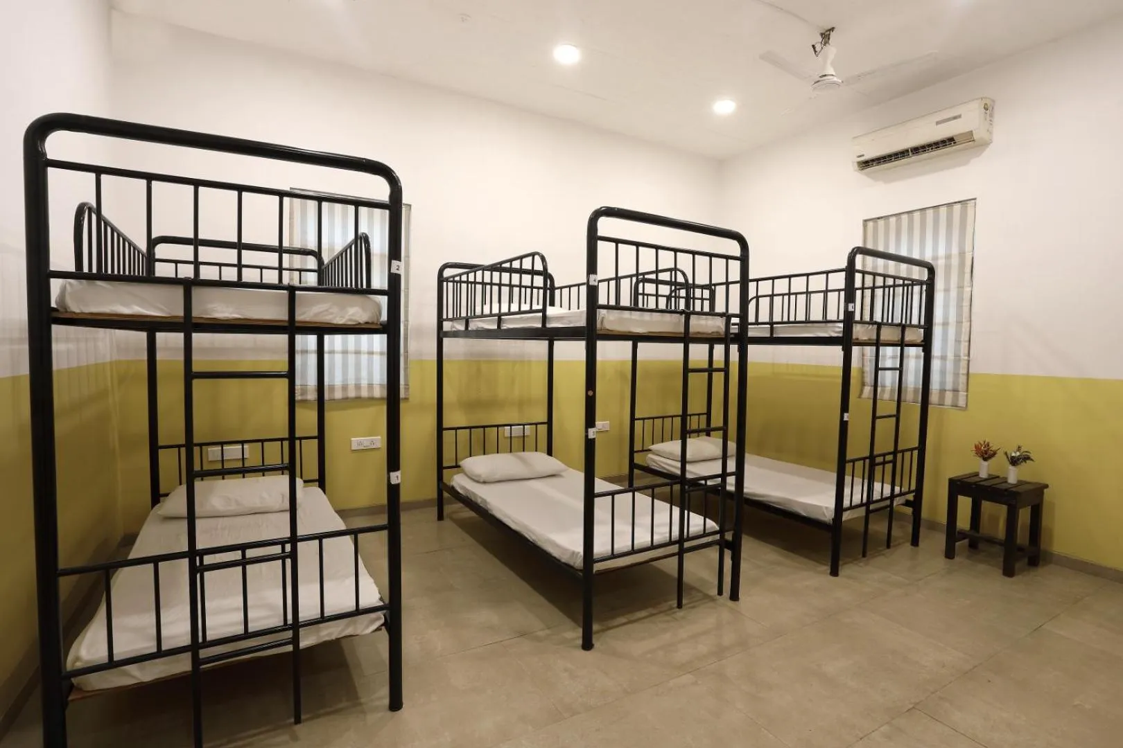 Bed in juSTa Rudra Resort & Spa