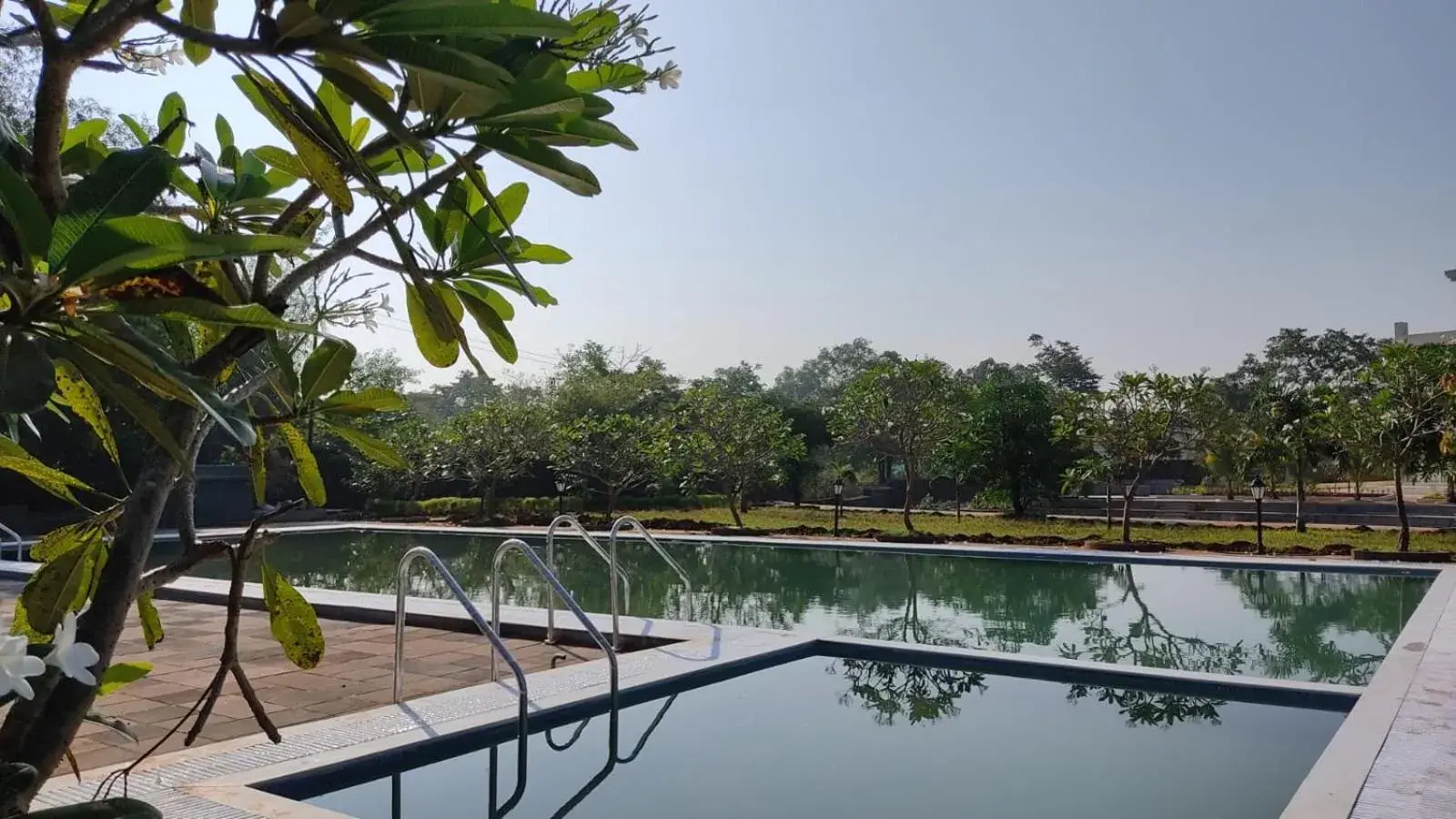 Swimming pool in juSTa Rudra Resort & Spa Swimming pool in juSTa Rudra Resort & Spa