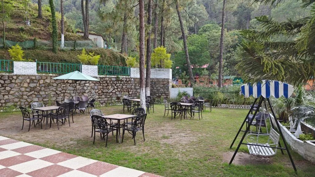 Pineland Resorts & Chalets Kasauli