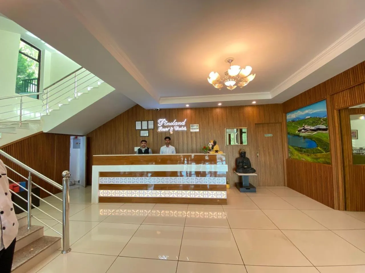 Lobby or reception in Pineland Resorts & Chalets Kasauli