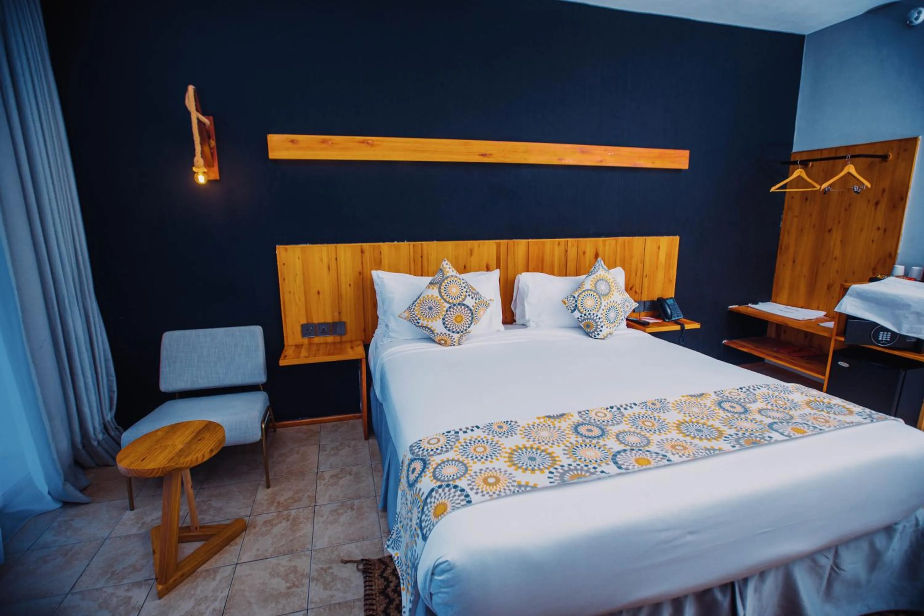 Bedroom, Bed in Giraffe Beach Hotel