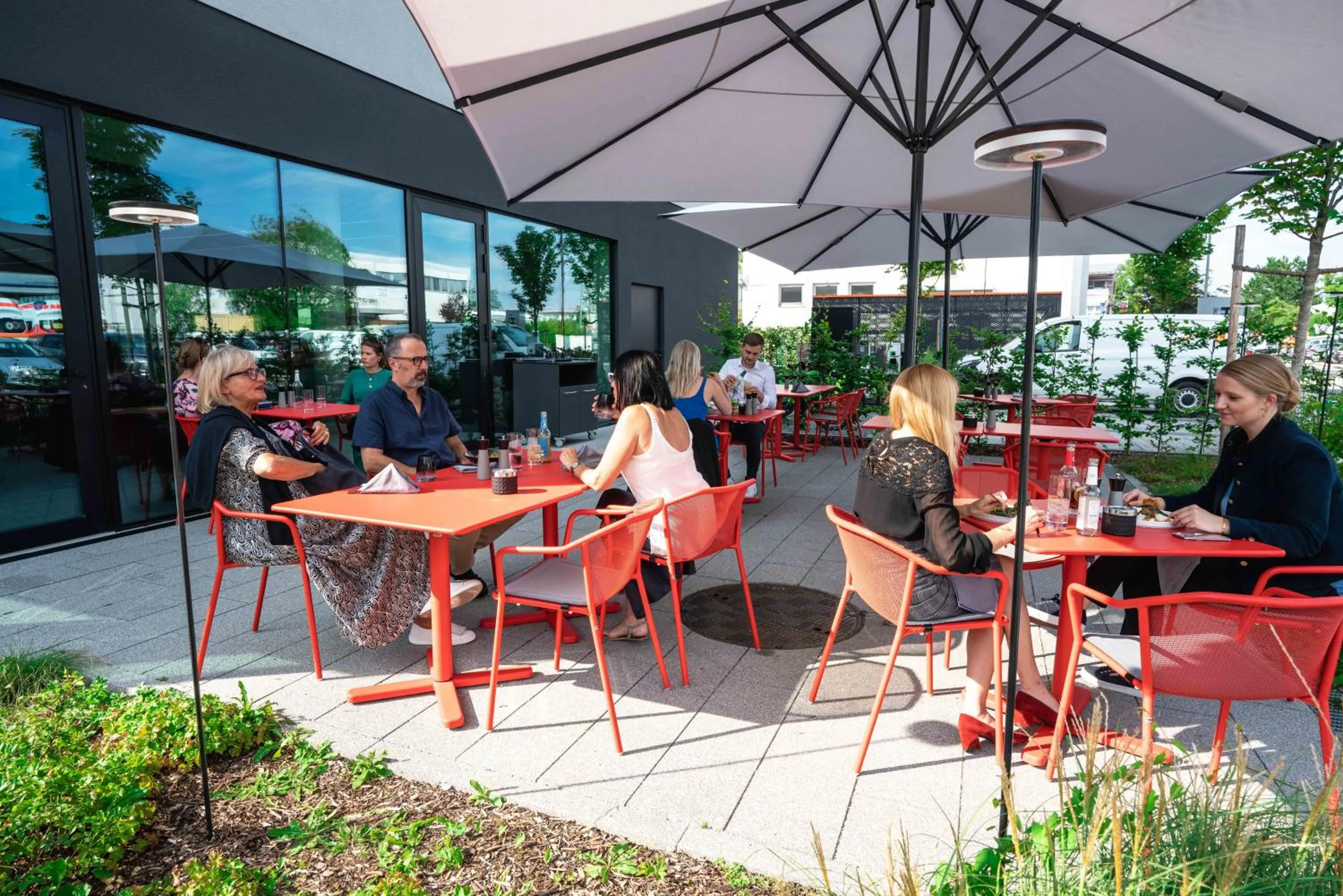 Restaurant/places to eat in GREFIS Hotel München-Gräfelfing