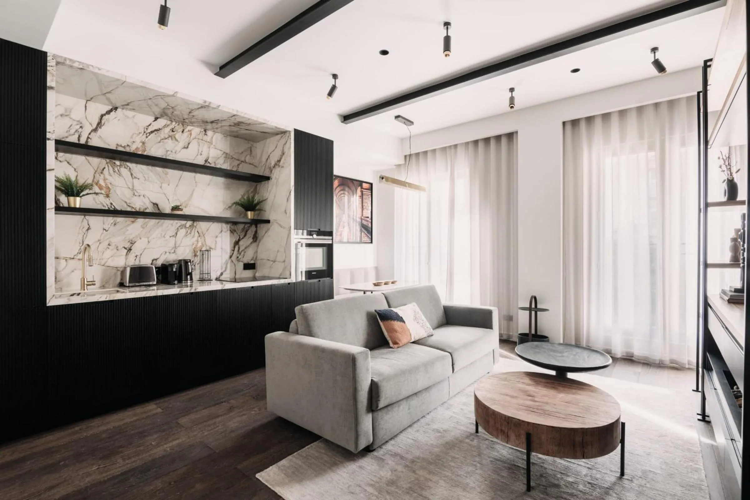 HIGHSTAY - Luxury Serviced Apartments - North Marais 1