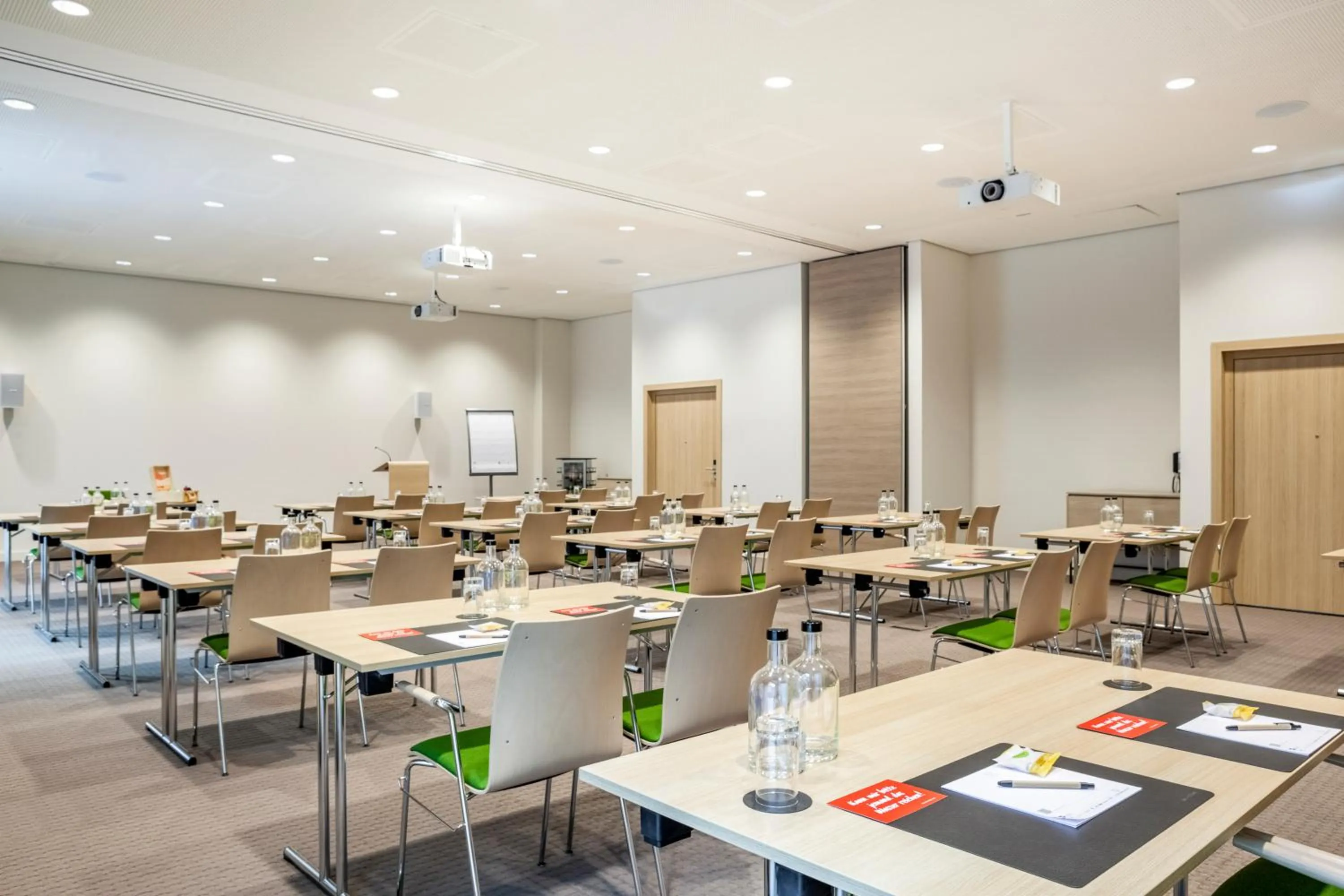 Meeting/conference room in IntercityHotel Dortmund