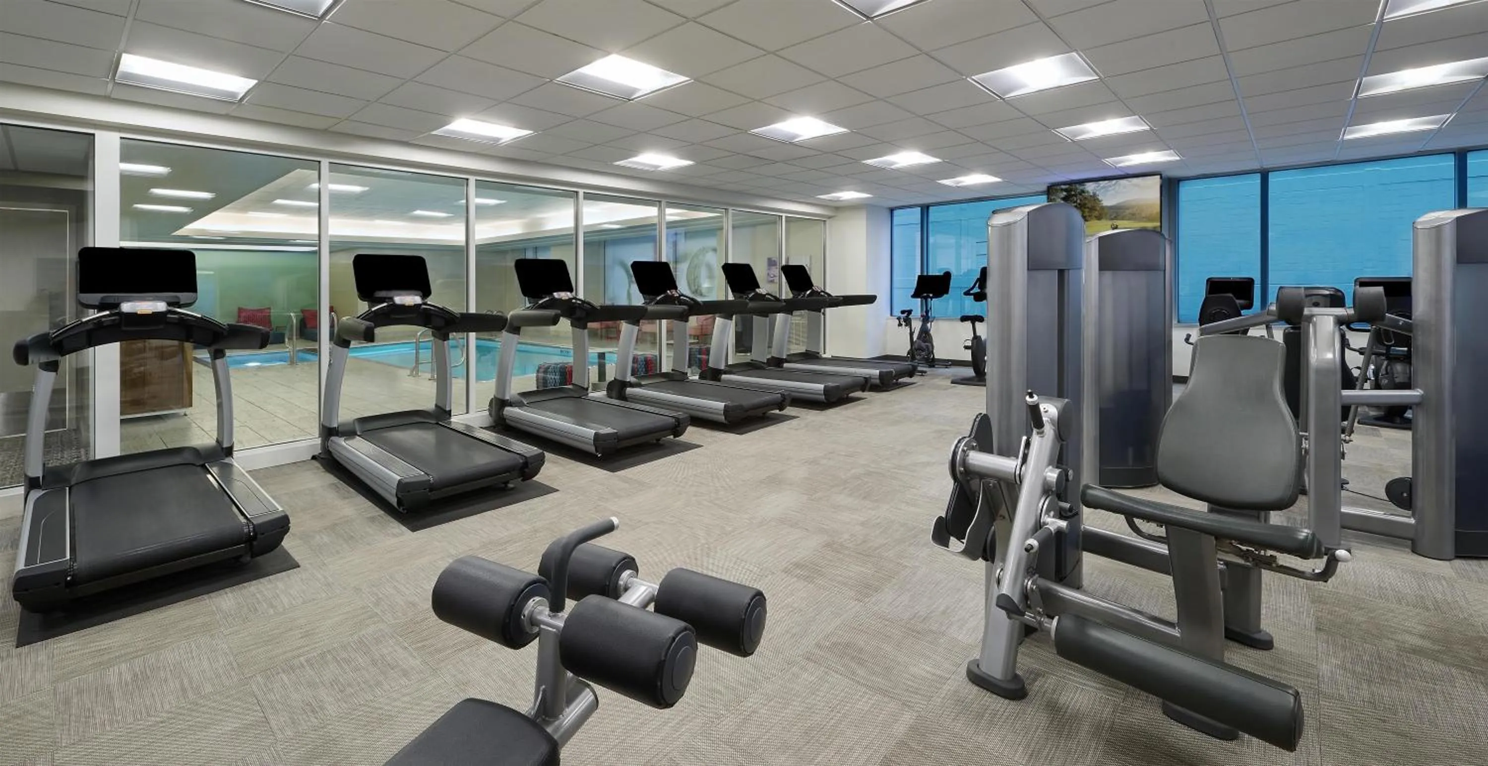 Fitness centre/facilities in Hyatt Centric Chicago Magnificent Mile