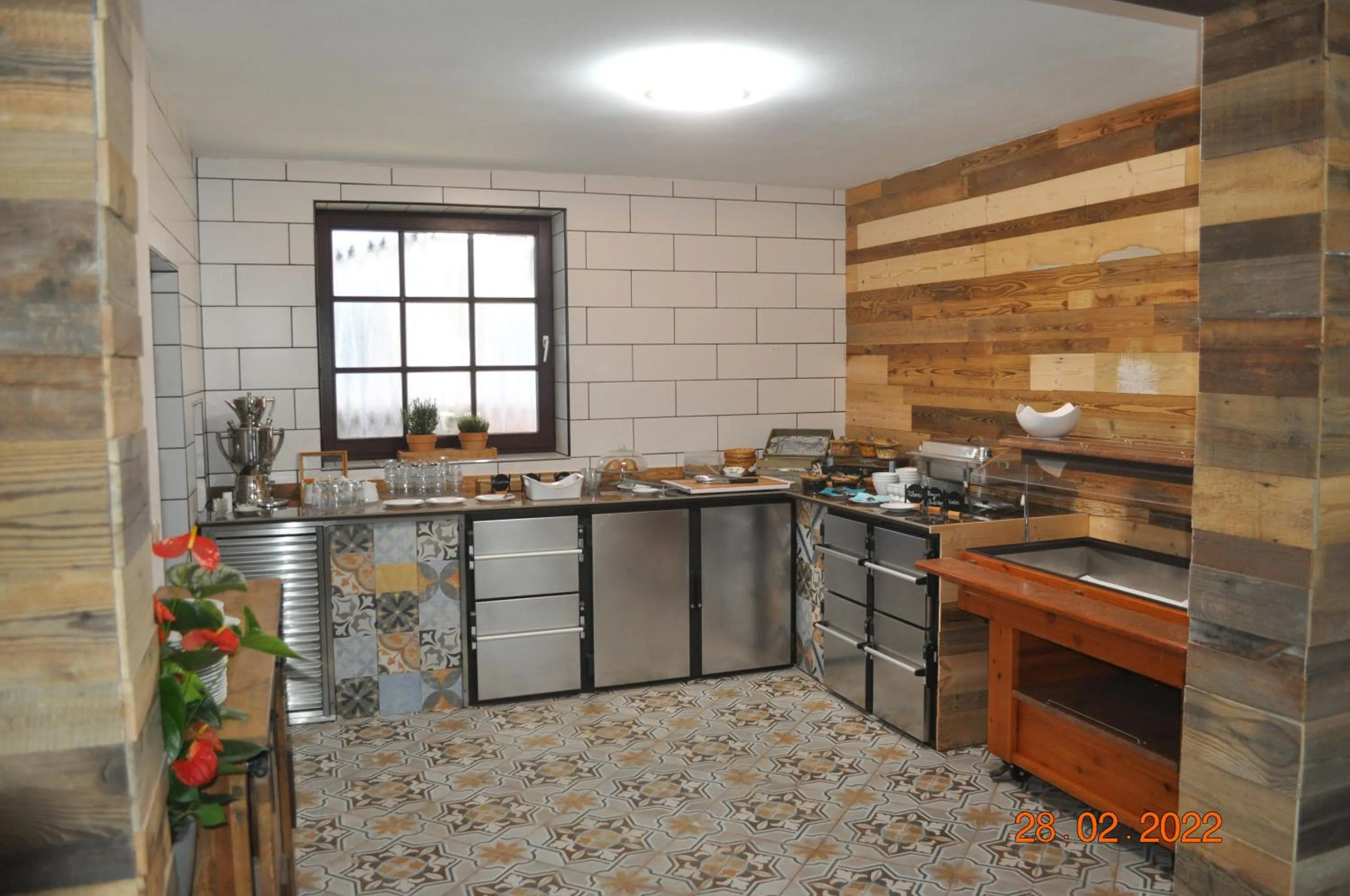 Kitchen or kitchenette in Parkhotel Schwedt