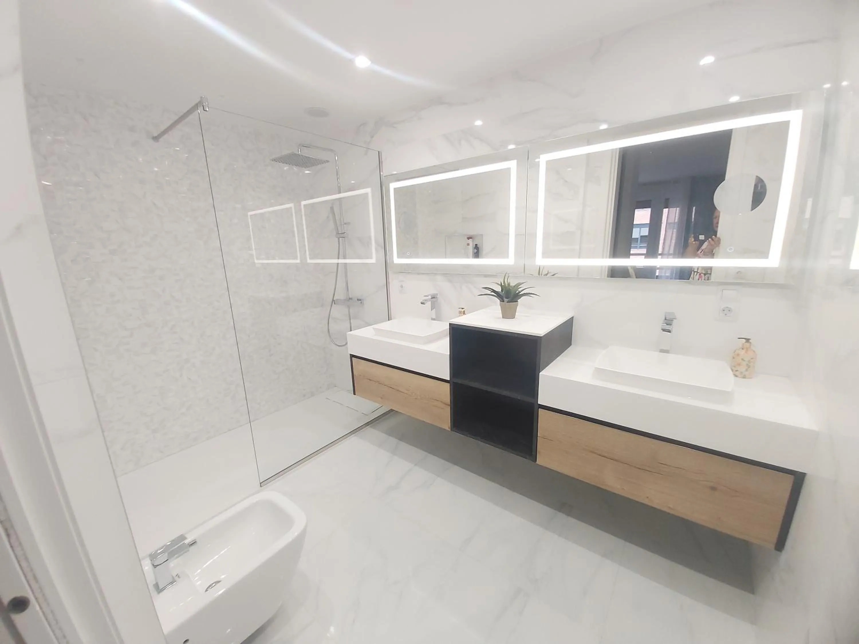 San Antón Piso de lujo centro con Aire ac by Apartamentos Logrono
