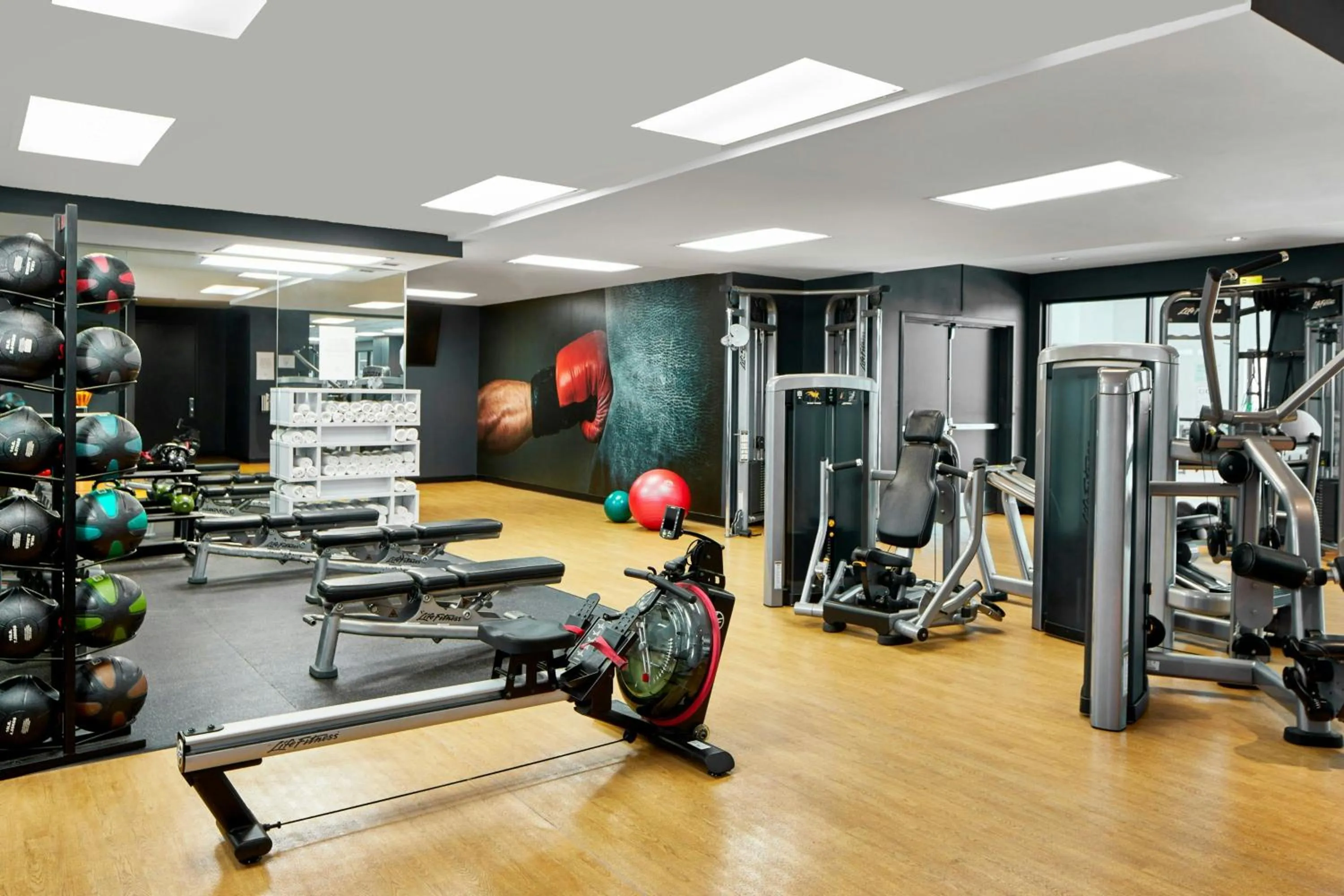 Fitness centre/facilities in Renaissance Nashville Hotel