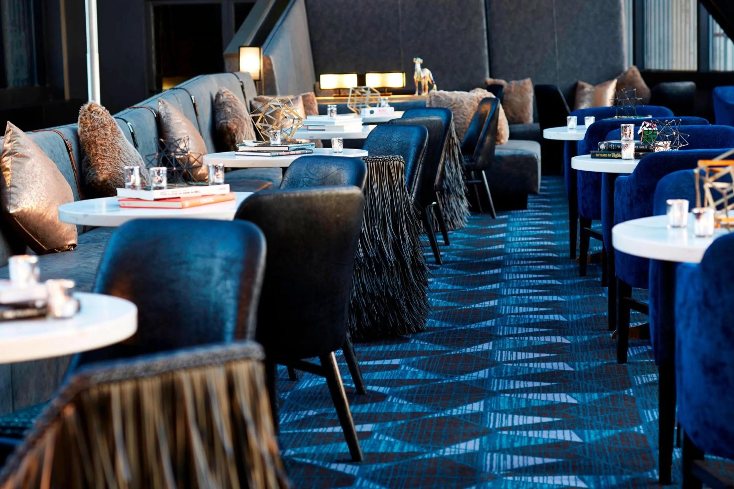 Restaurant/places to eat in Renaissance Nashville Hotel