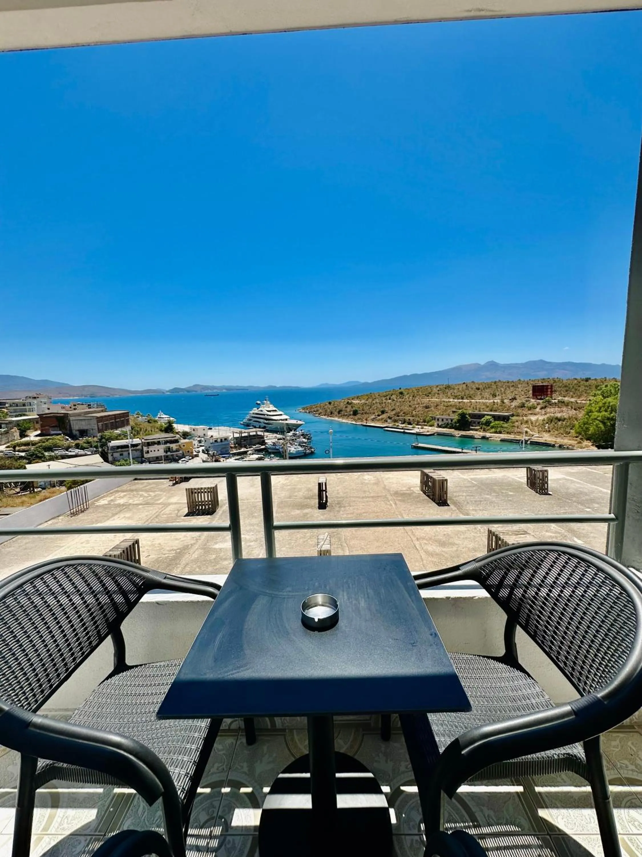 Balcony/Terrace in Relax Mea Hotel