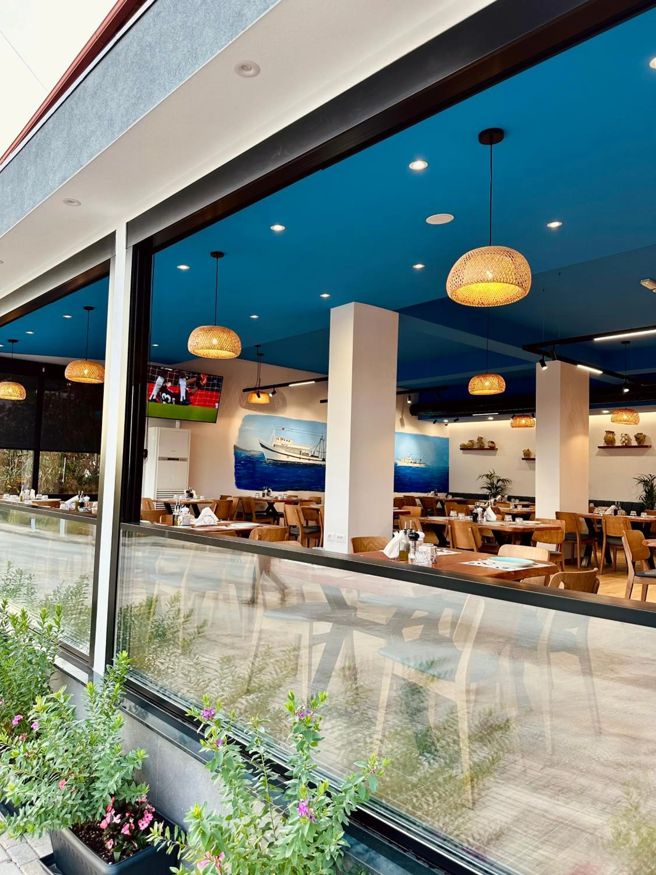 Restaurant/places to eat in Relax Mea Hotel