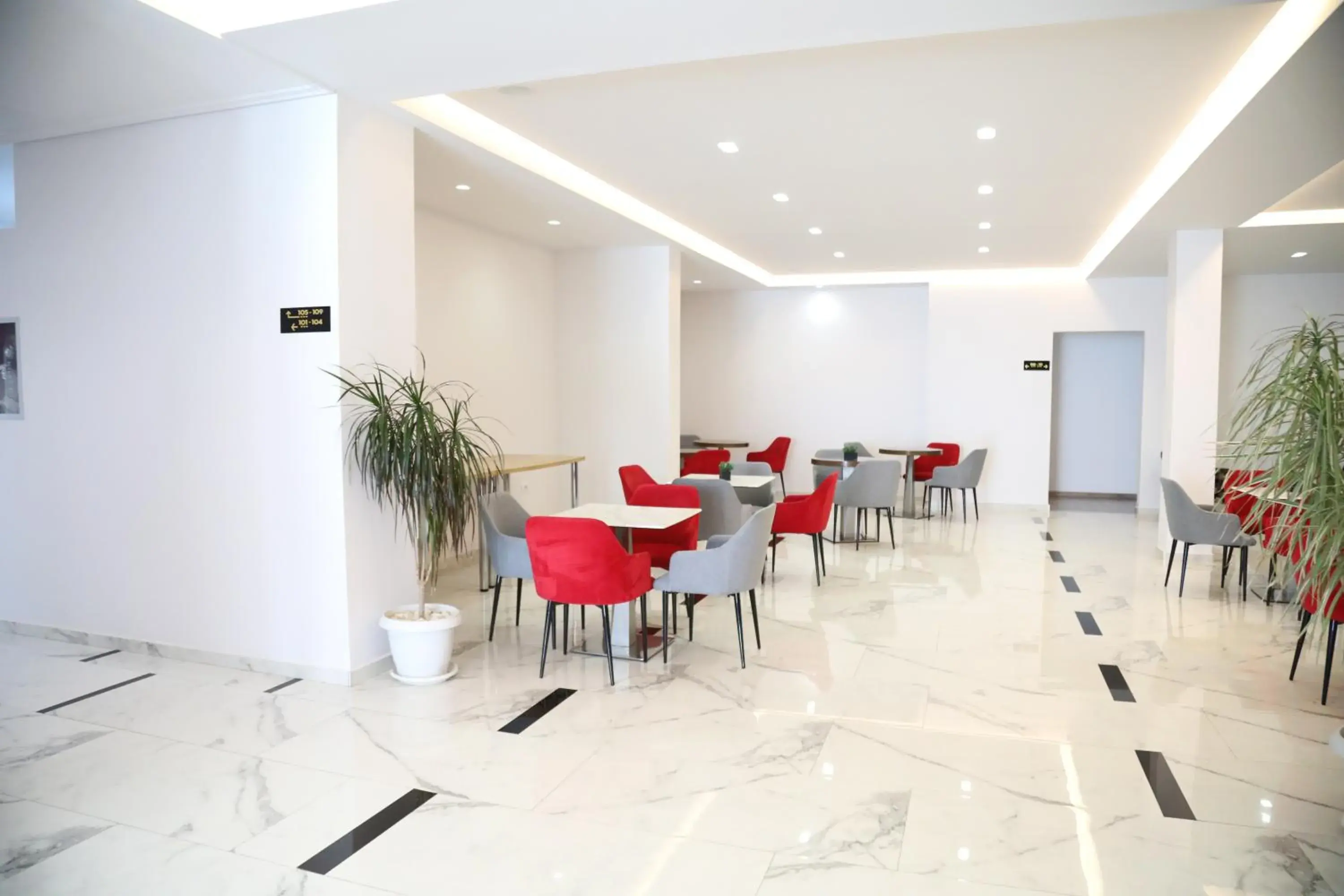 Restaurant/places to eat in Relax Mea Hotel Restaurant/places to eat in Relax Mea Hotel