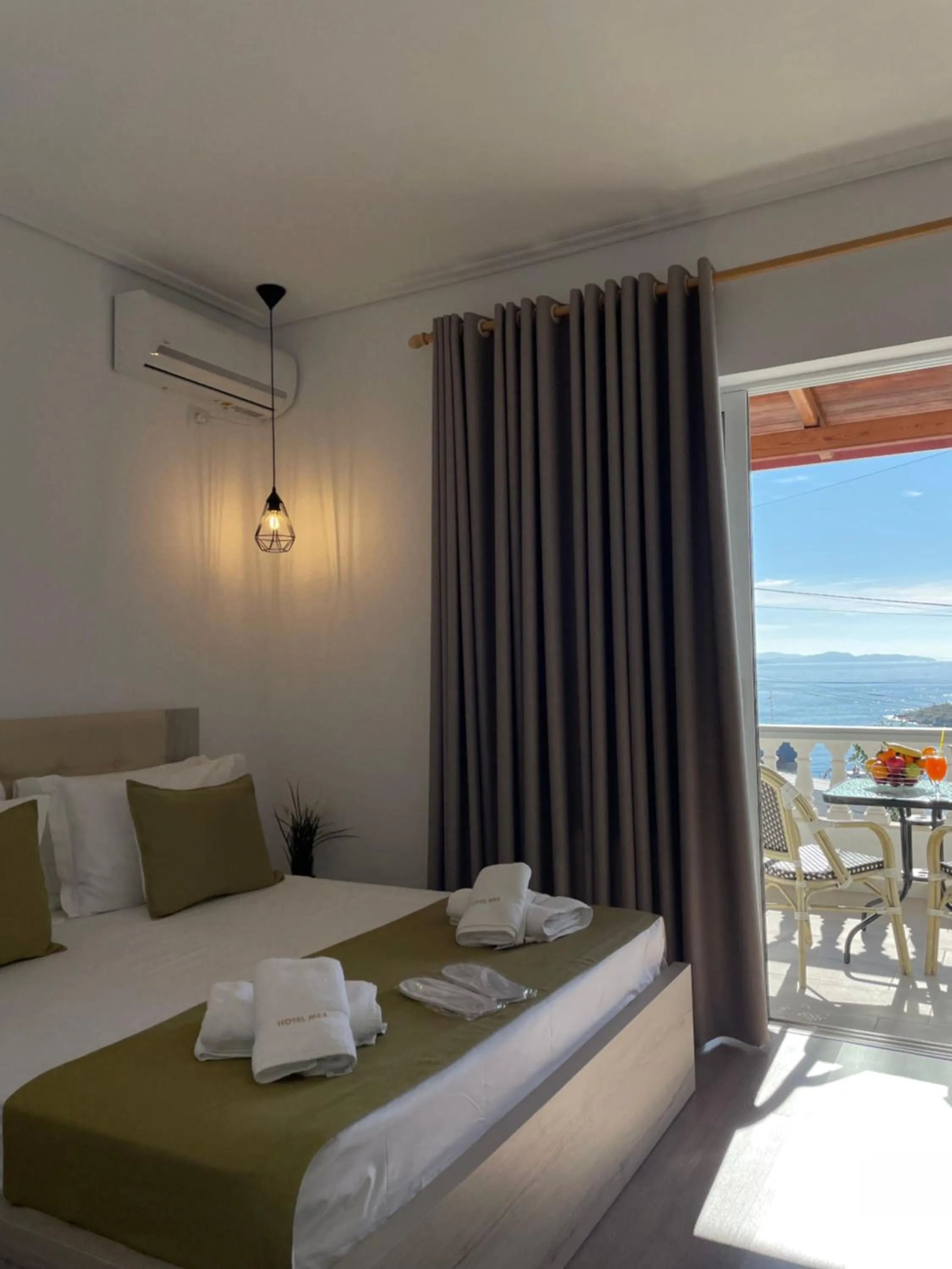 Bedroom in Relax Mea Hotel