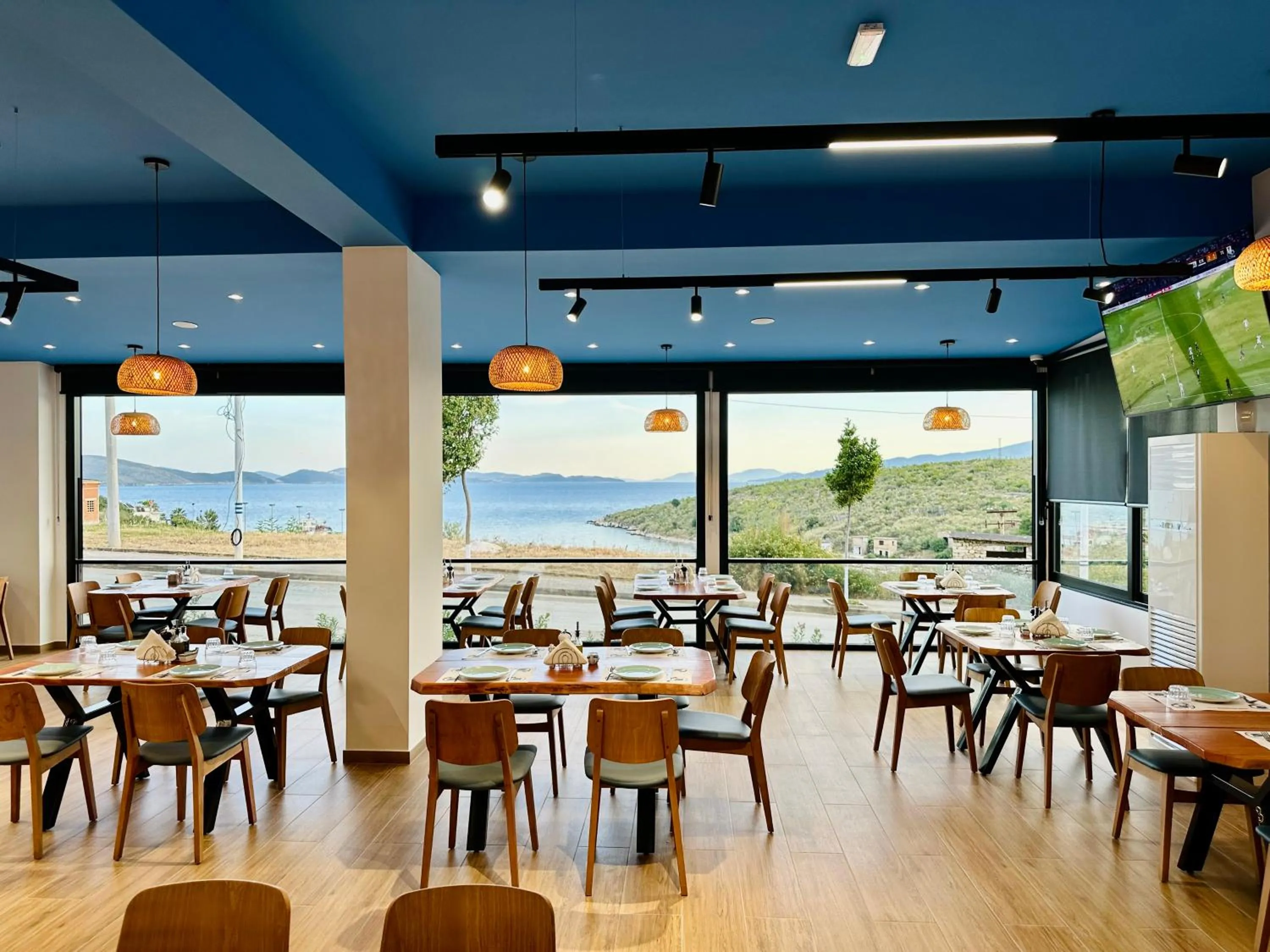 Restaurant/places to eat in Relax Mea Hotel