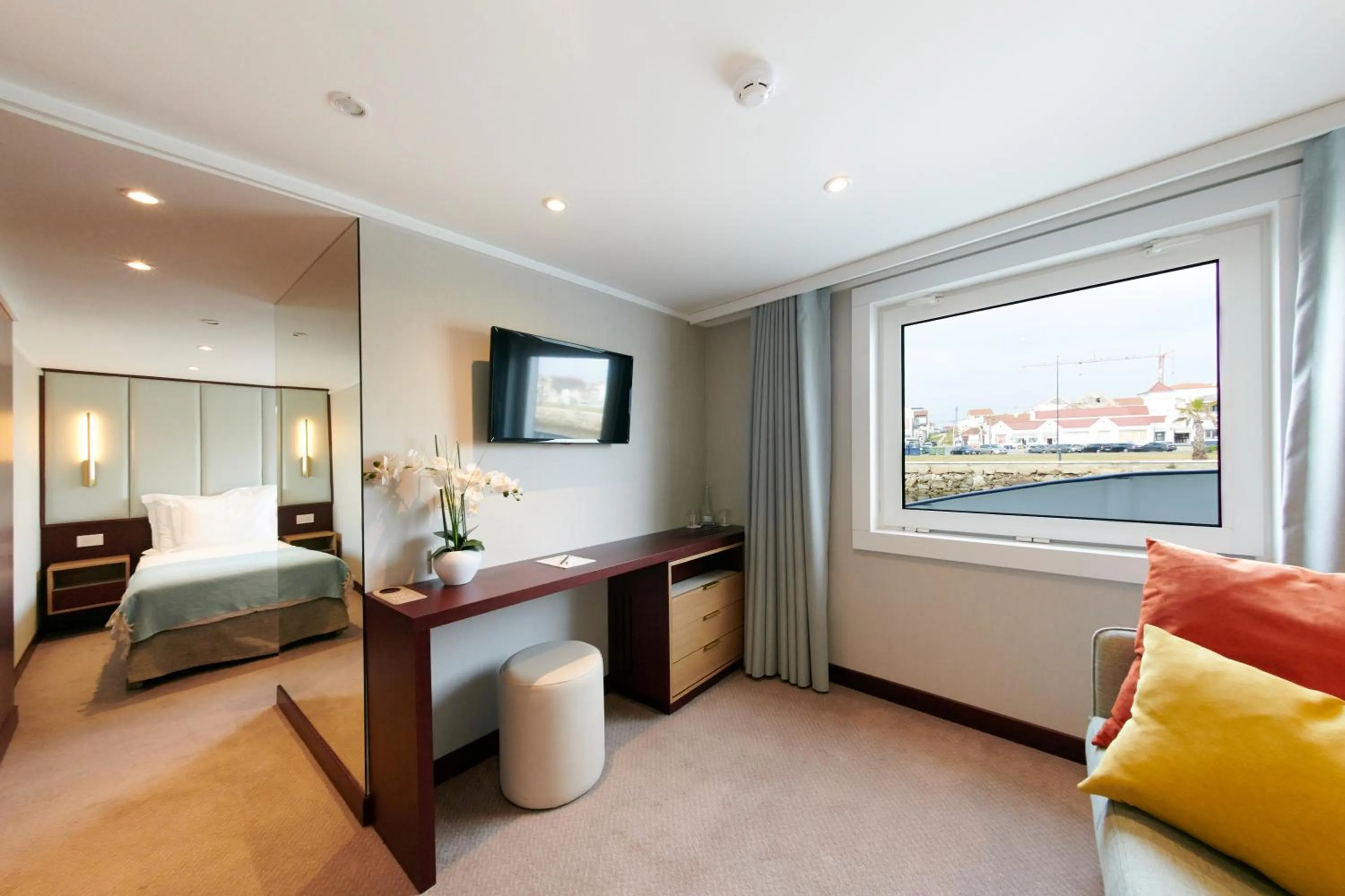 Bed in Costa do Sal Hotel Boat Lounge