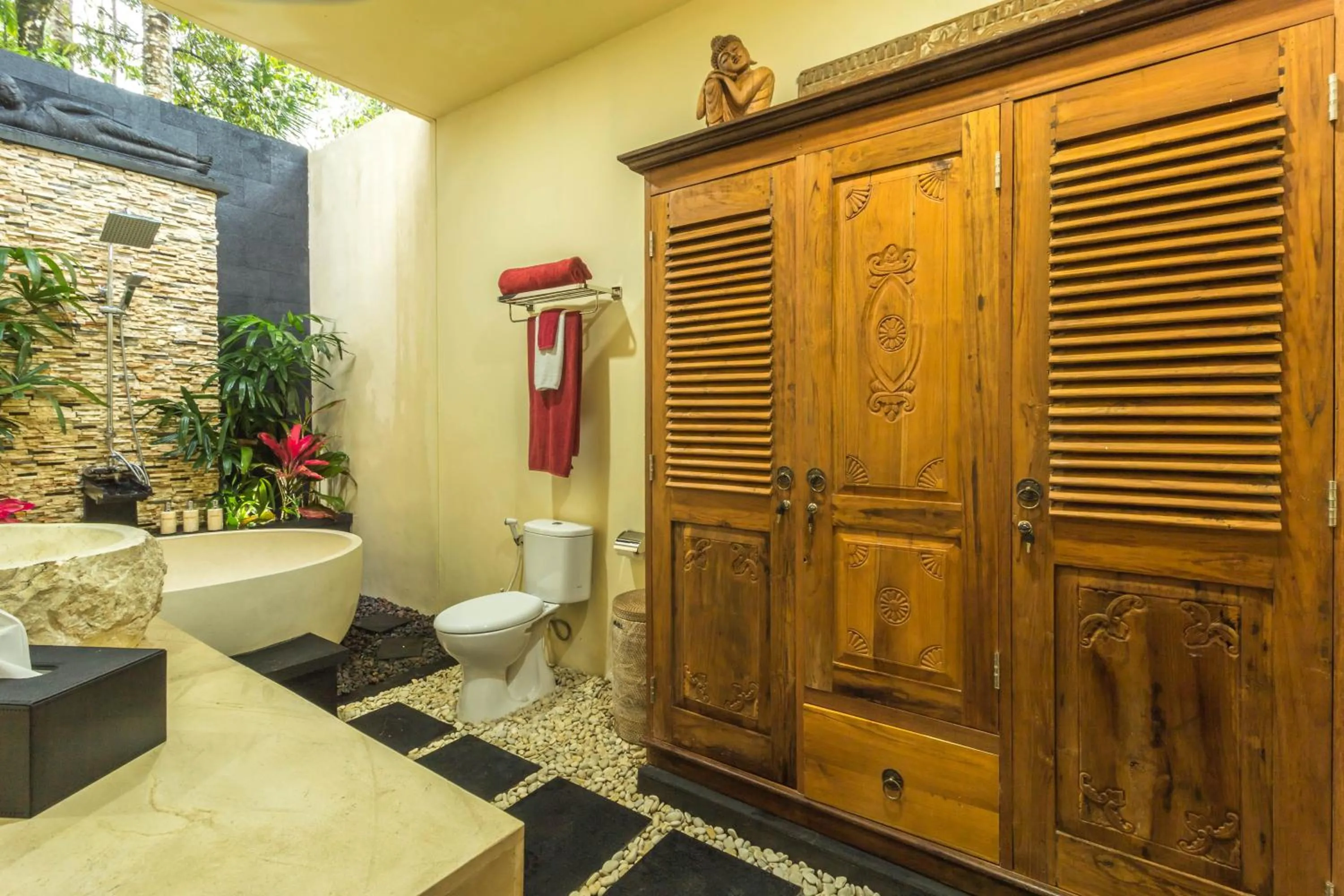 Bathroom in Masakali Retreat