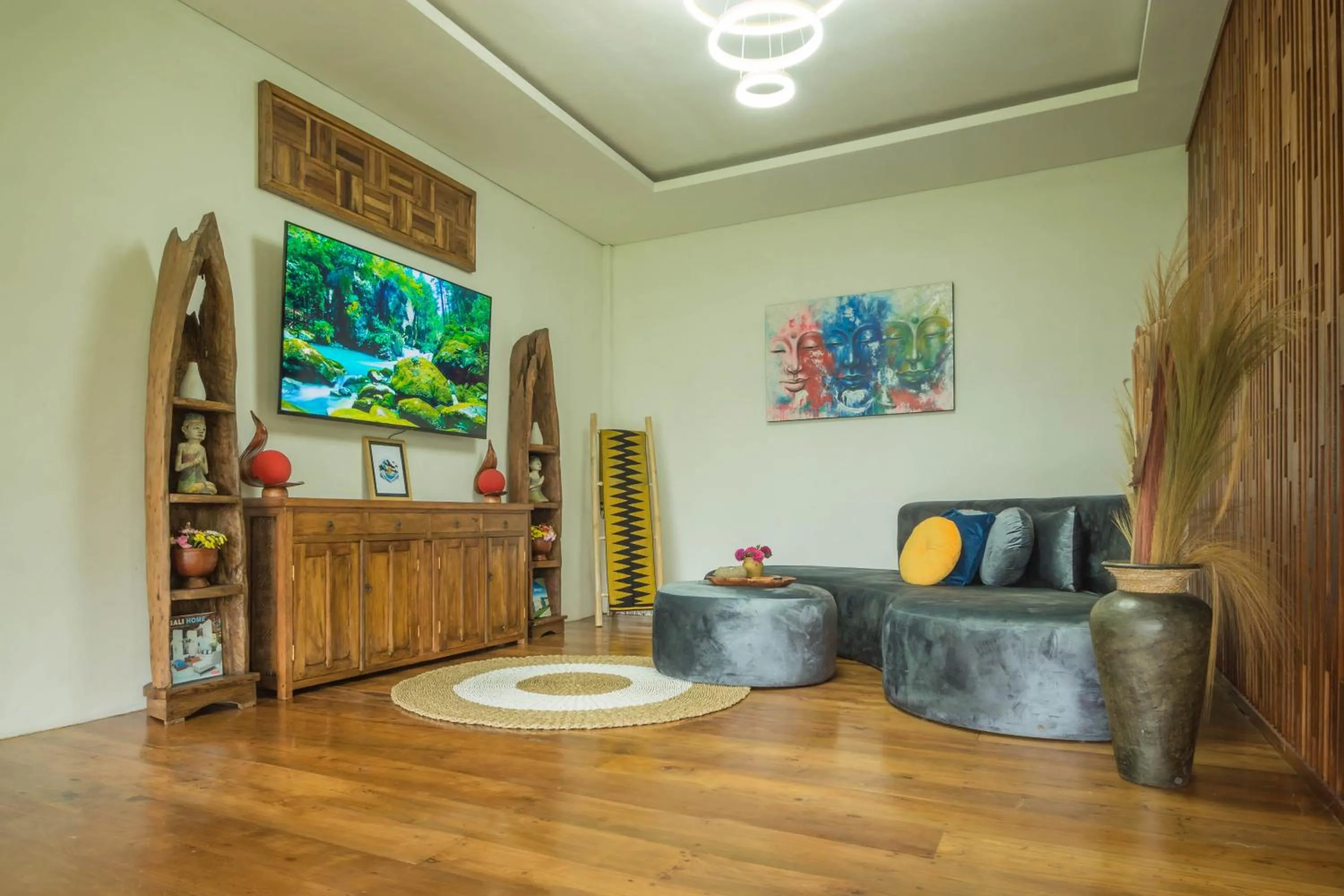 TV and multimedia in Masakali Retreat