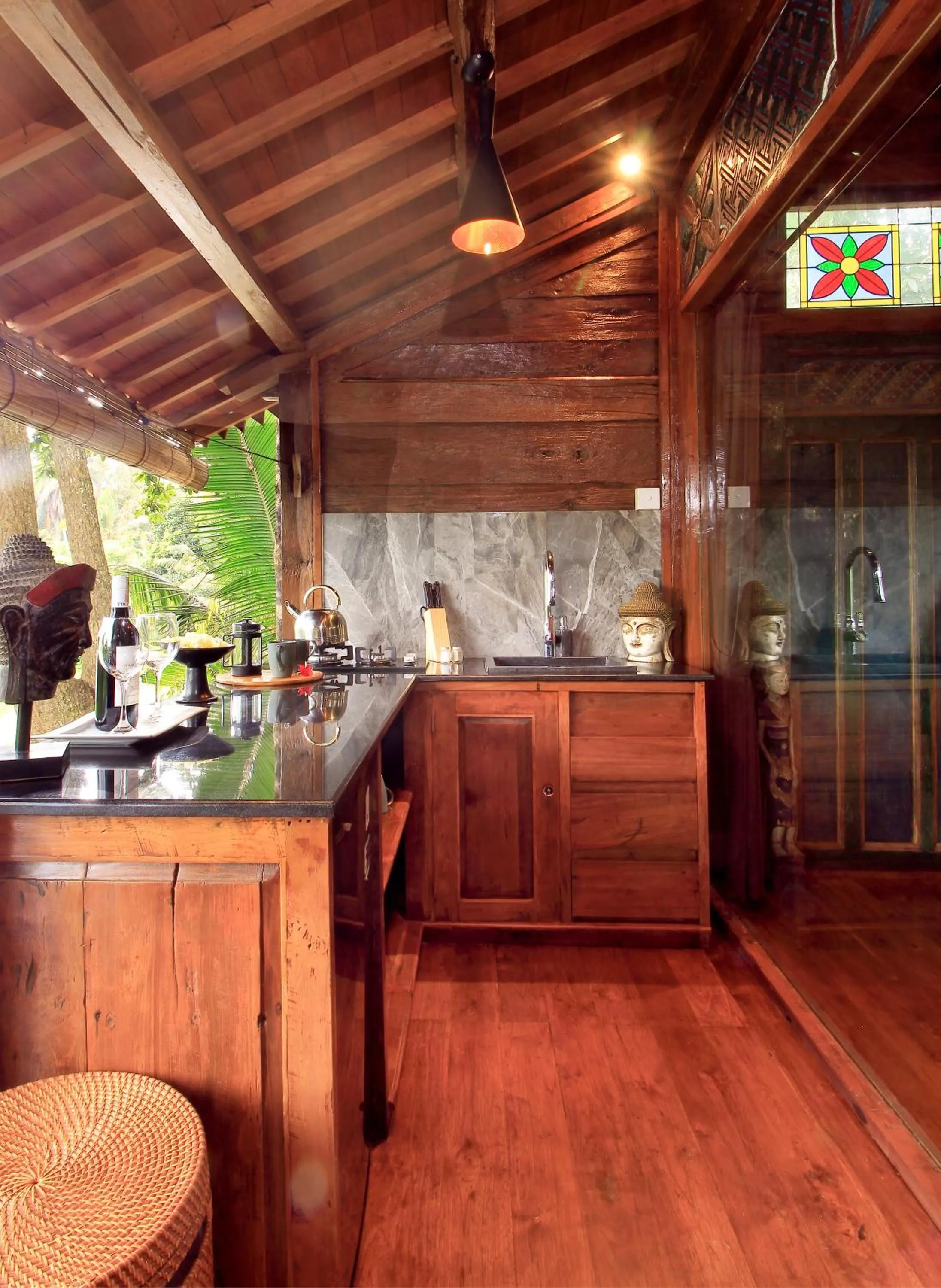 Kitchen or kitchenette in Masakali Retreat