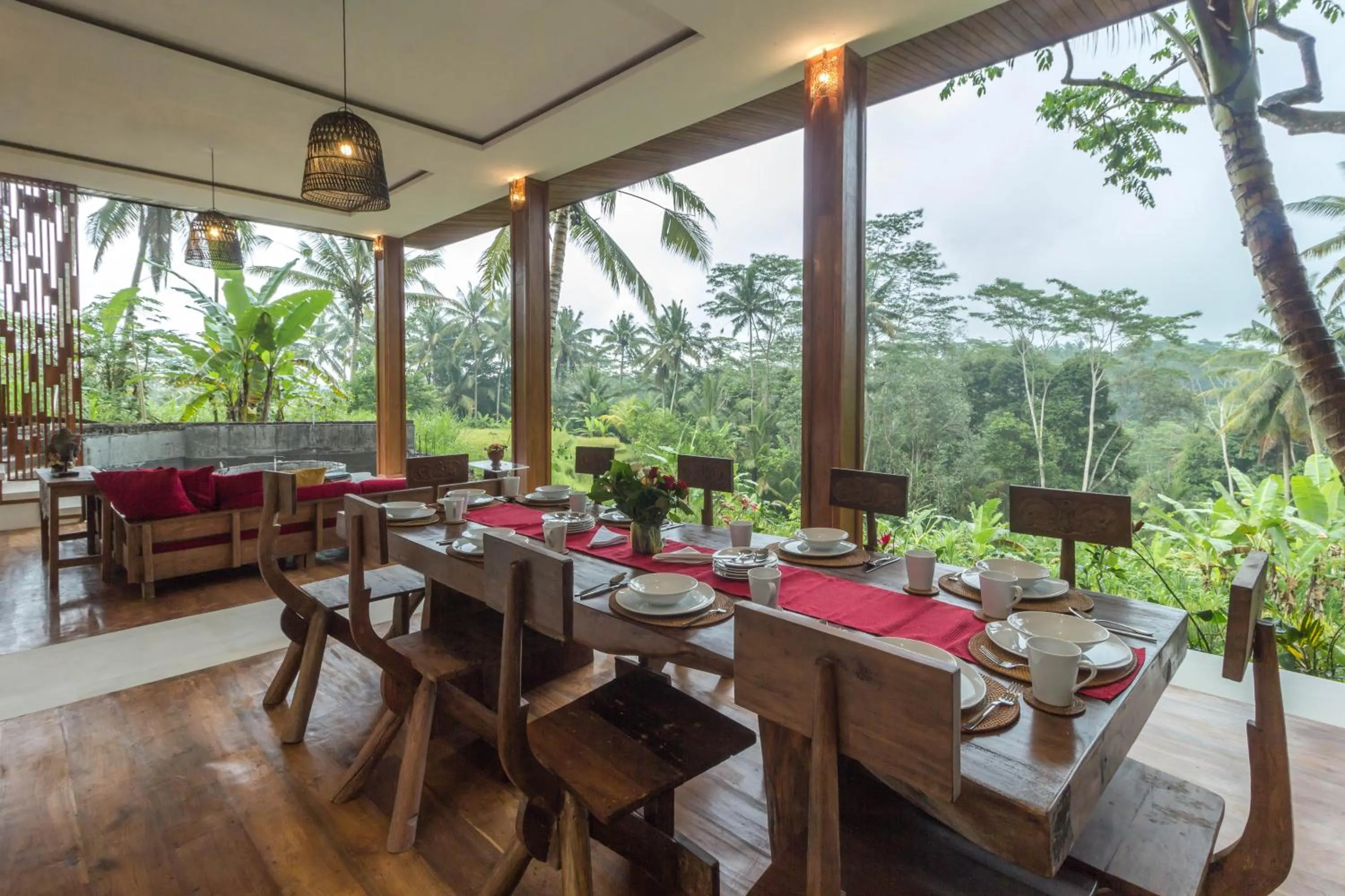 Dining area in Masakali Retreat