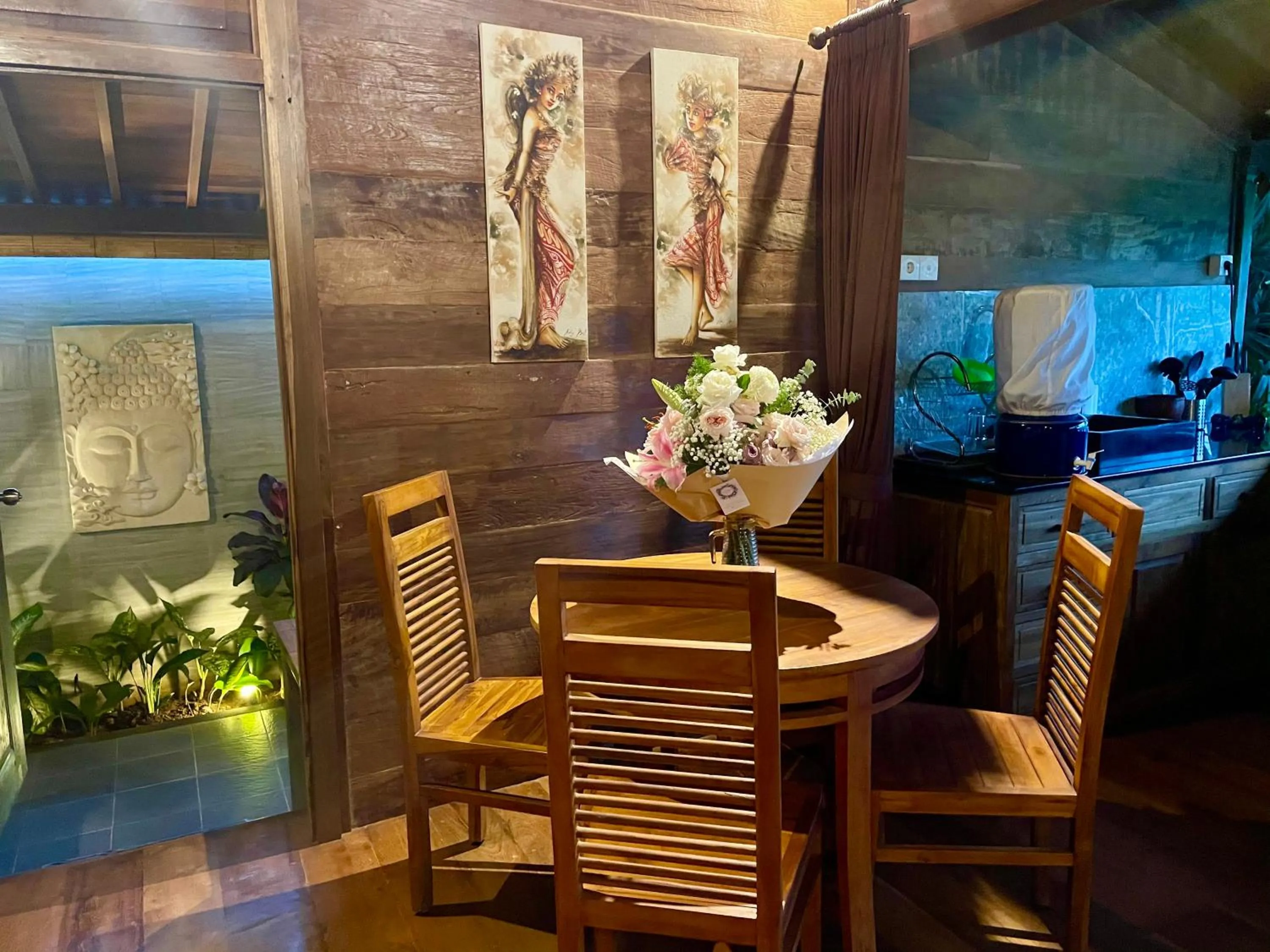 Seating area in Masakali Retreat