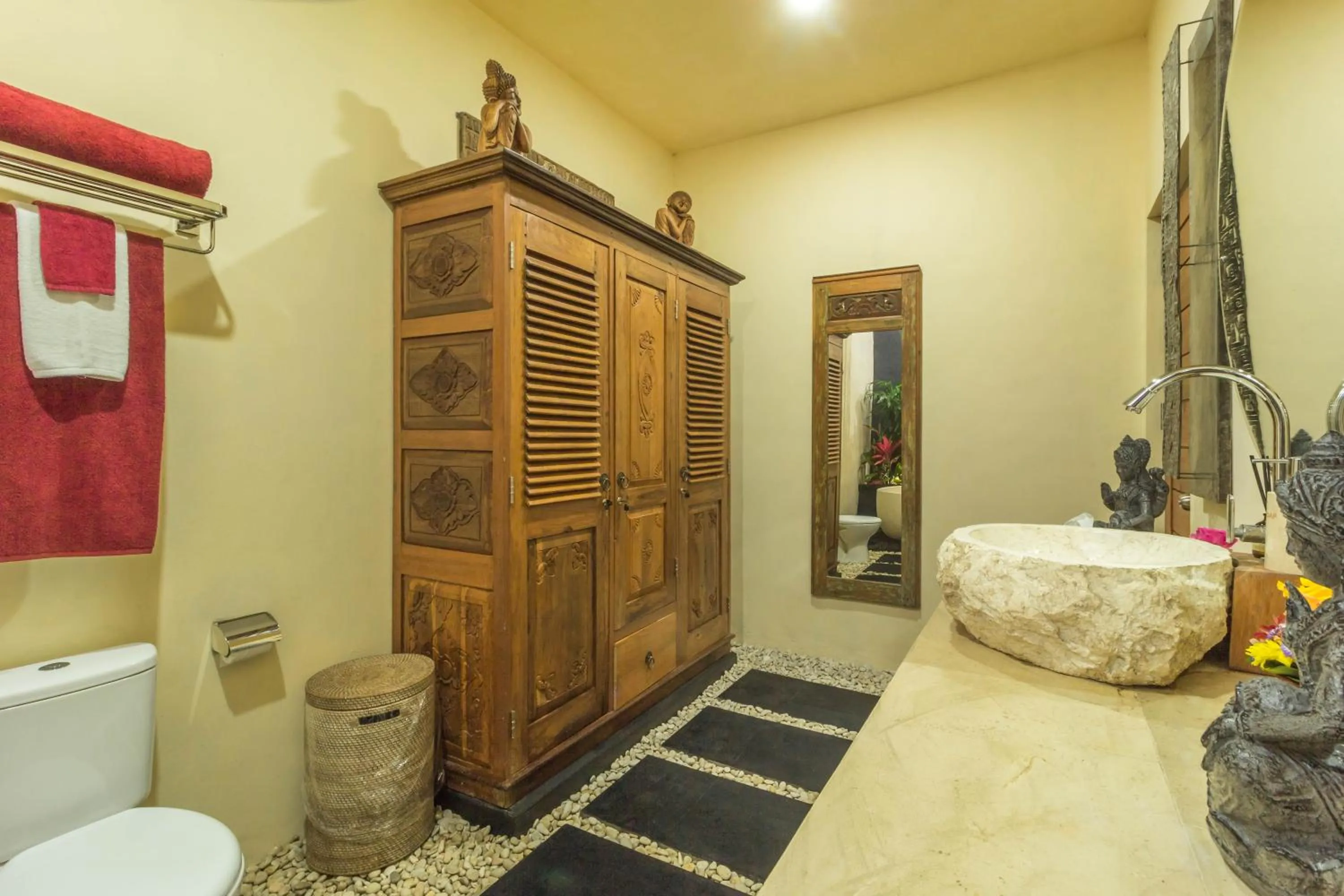 Toilet in Masakali Retreat