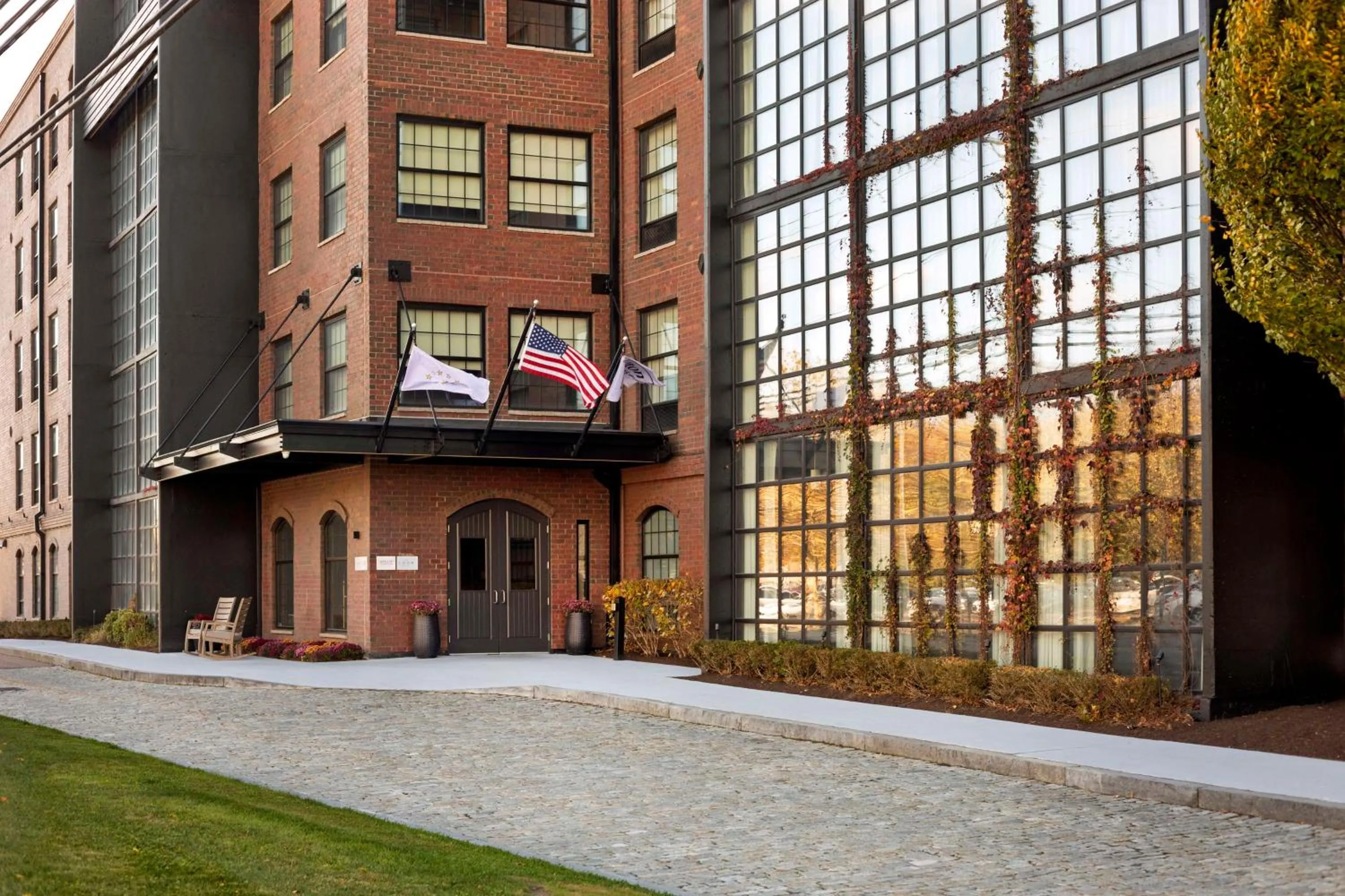 Property building in The LOOM Hotel, Tapestry Collection by Hilton