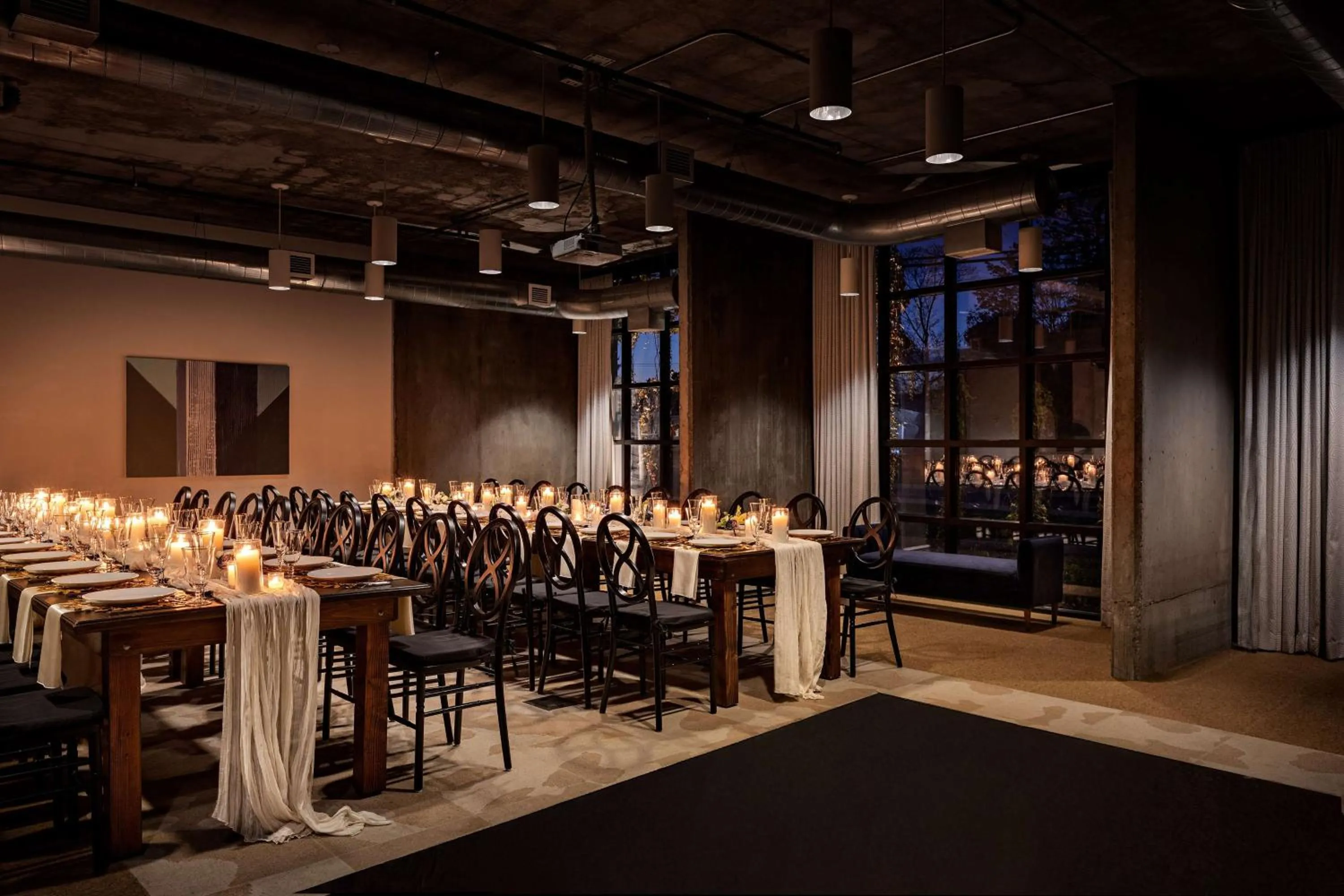 Meeting/conference room in The LOOM Hotel, Tapestry Collection by Hilton