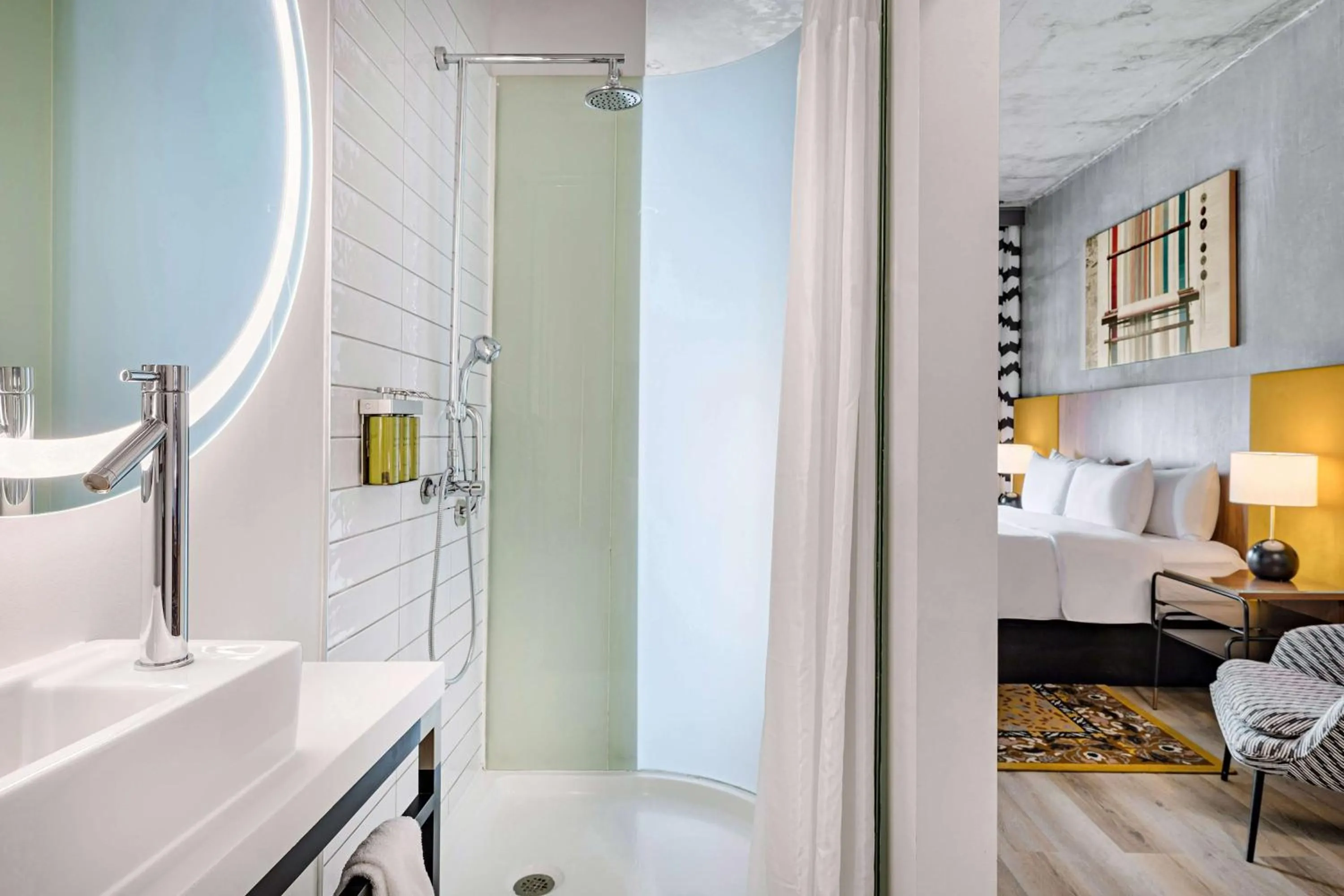 Bathroom, Bed in The LOOM Hotel, Tapestry Collection by Hilton