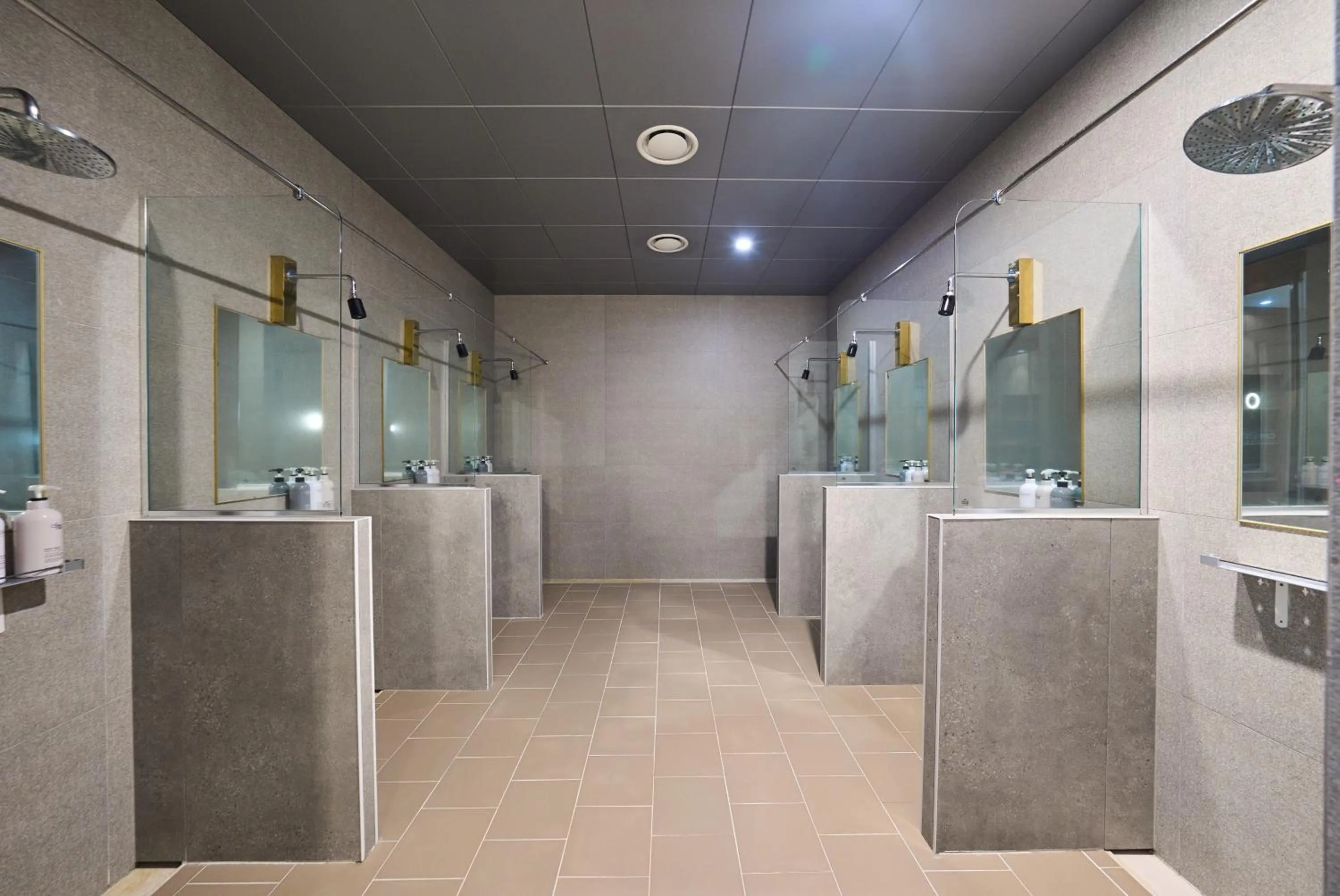 Hot Spring Bath in Chestertons Sokcho