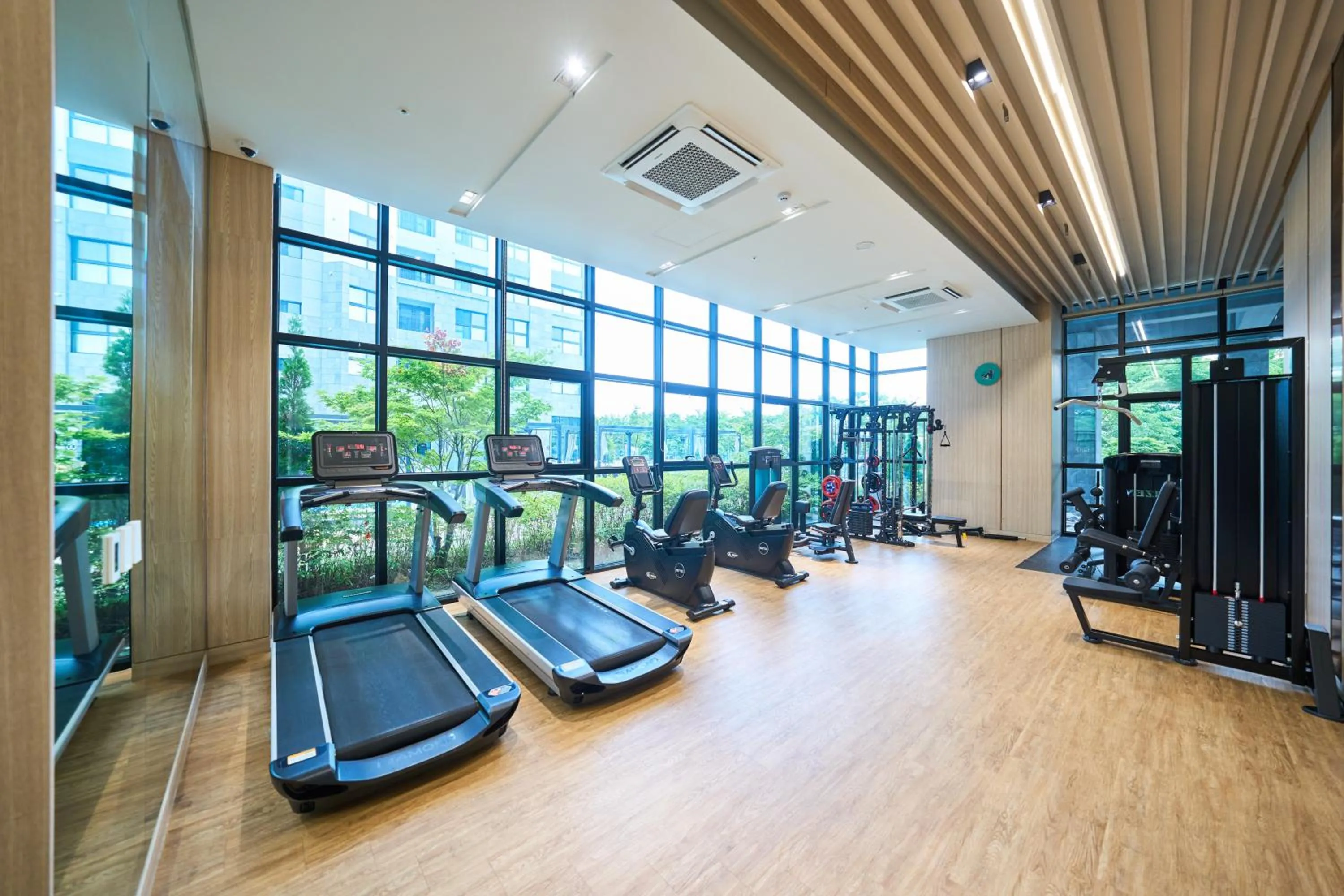 Fitness centre/facilities in Chestertons Sokcho