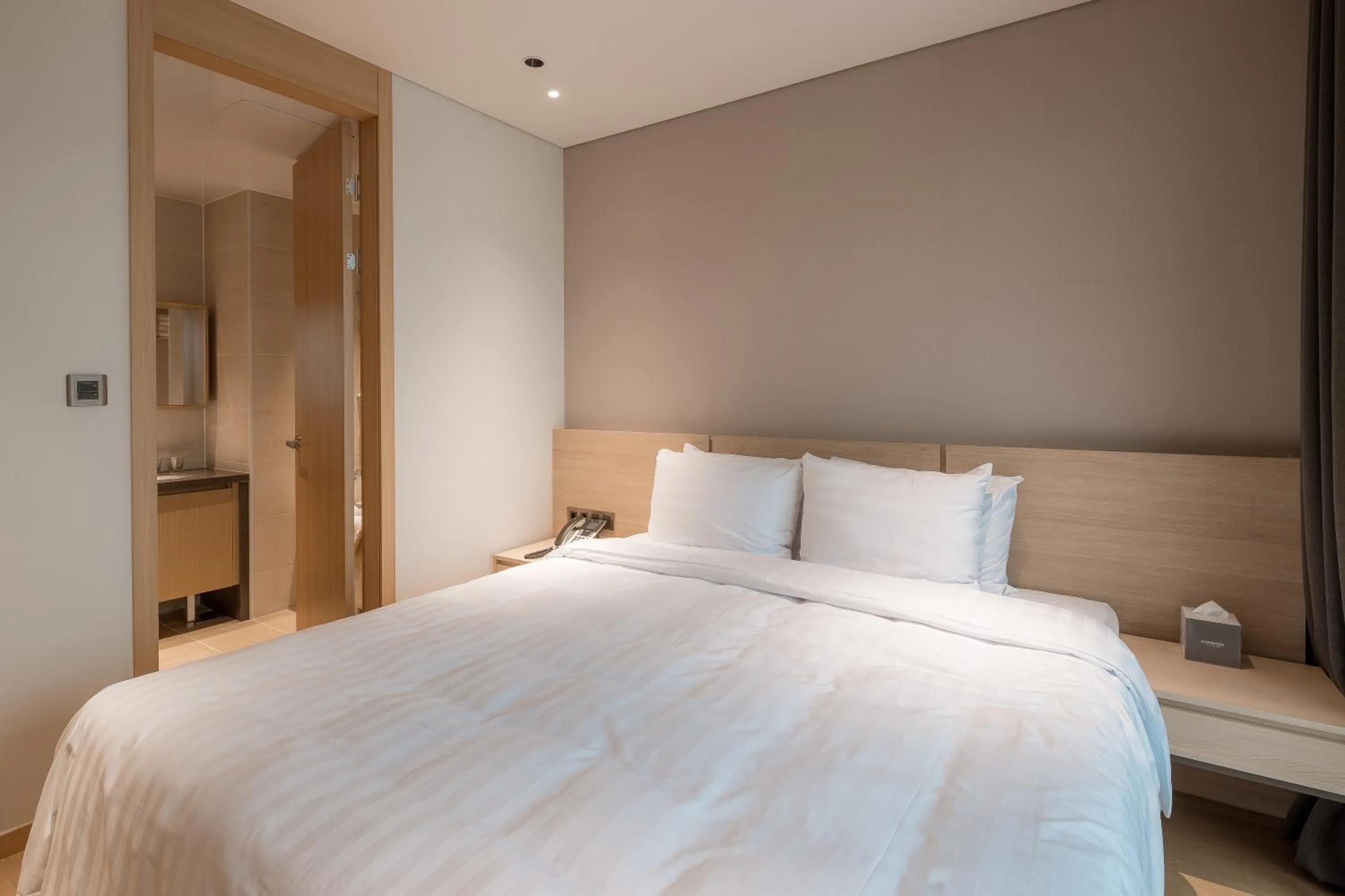 Bed in Chestertons Sokcho