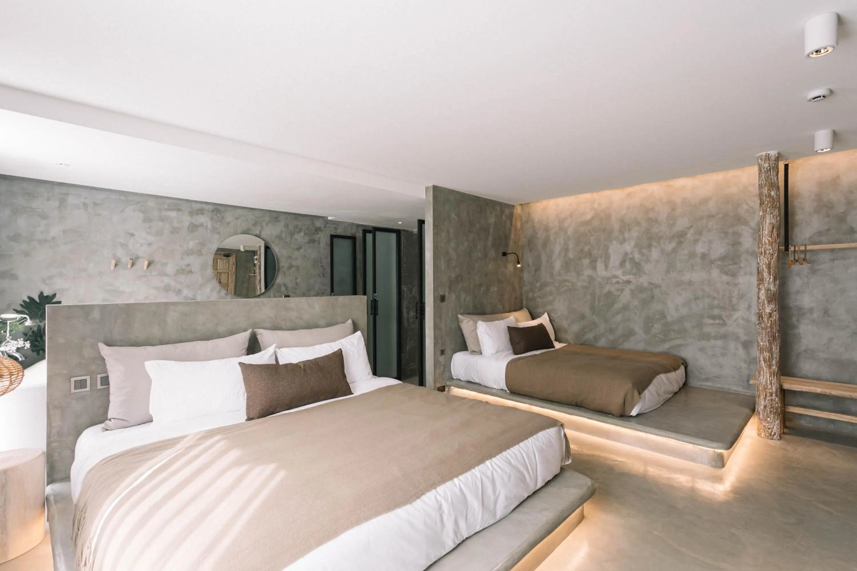 Bed in Glory Wabi Sabi Hotel 清迈古城荣耀侘寂酒店