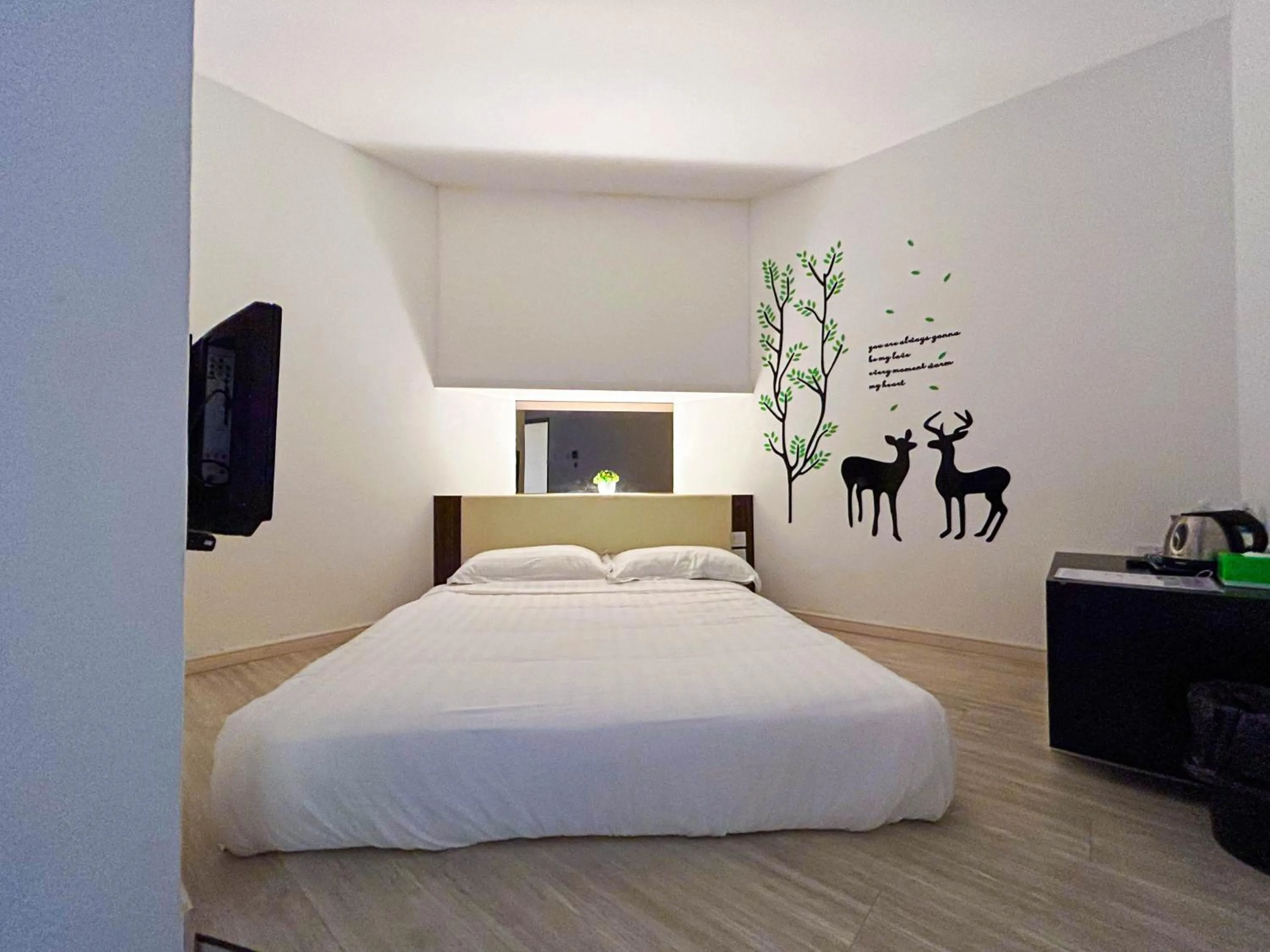 Bedroom, Bed in Cel Hotel