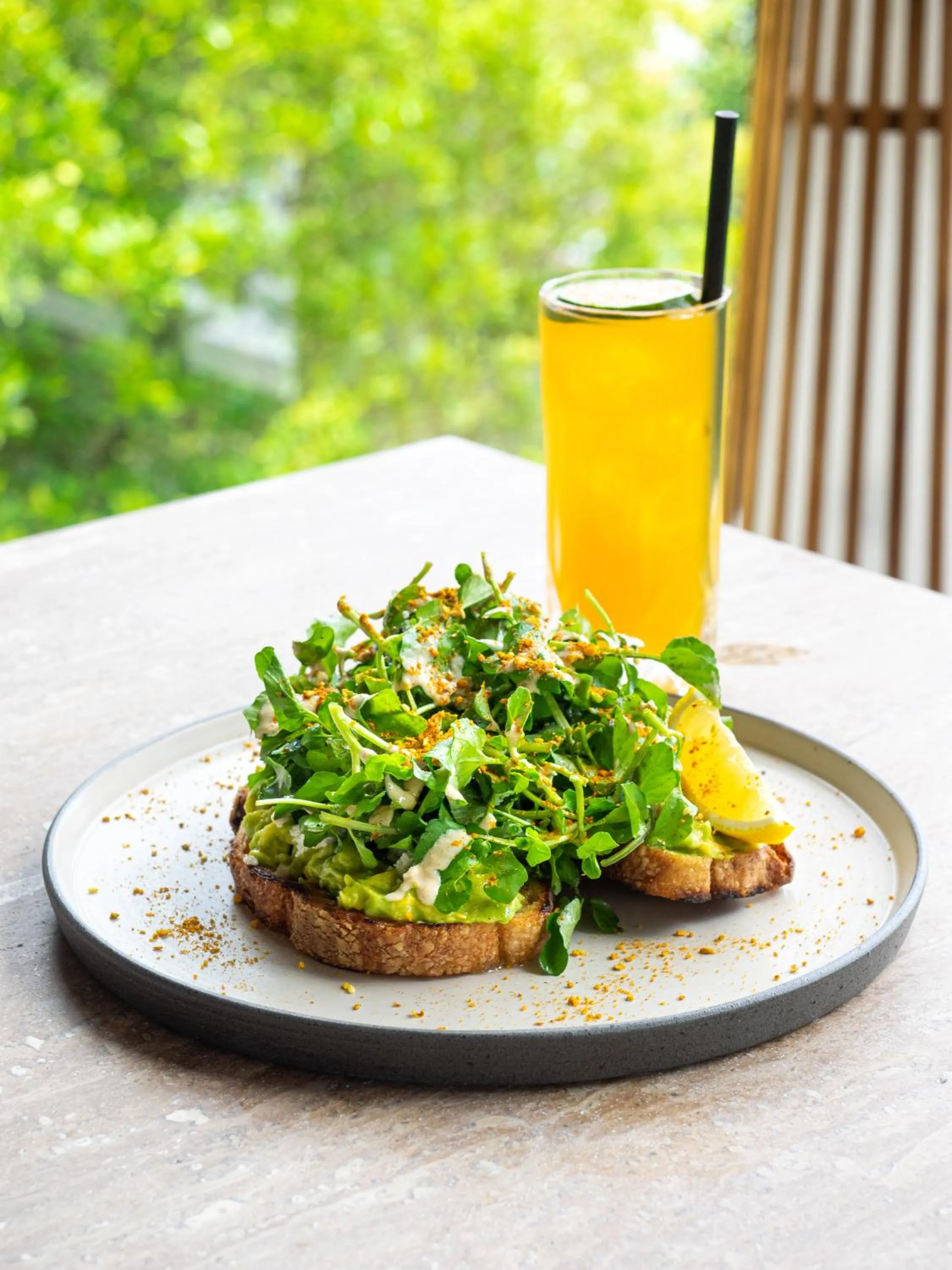 Restaurant/places to eat in Munduk Cabins