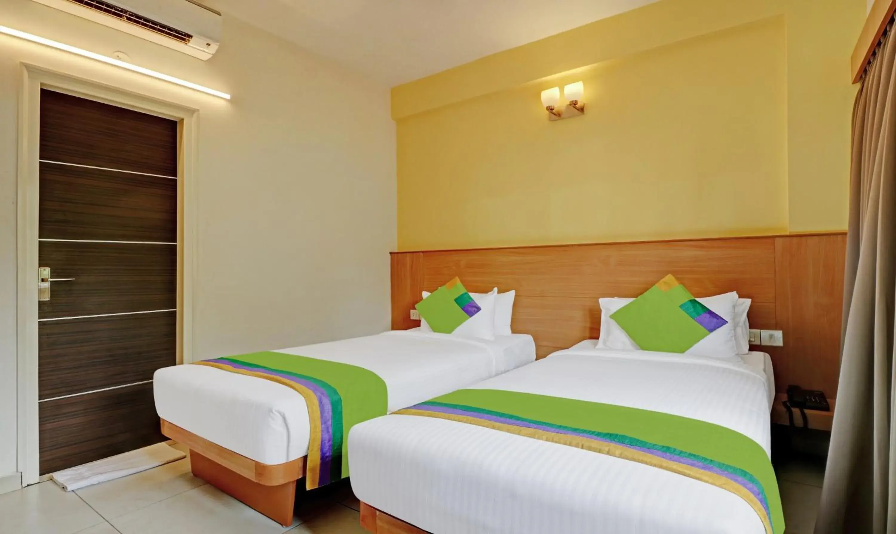 Bedroom, Bed in Treebo Fortune Stay Bedroom, Bed in Treebo Fortune Stay