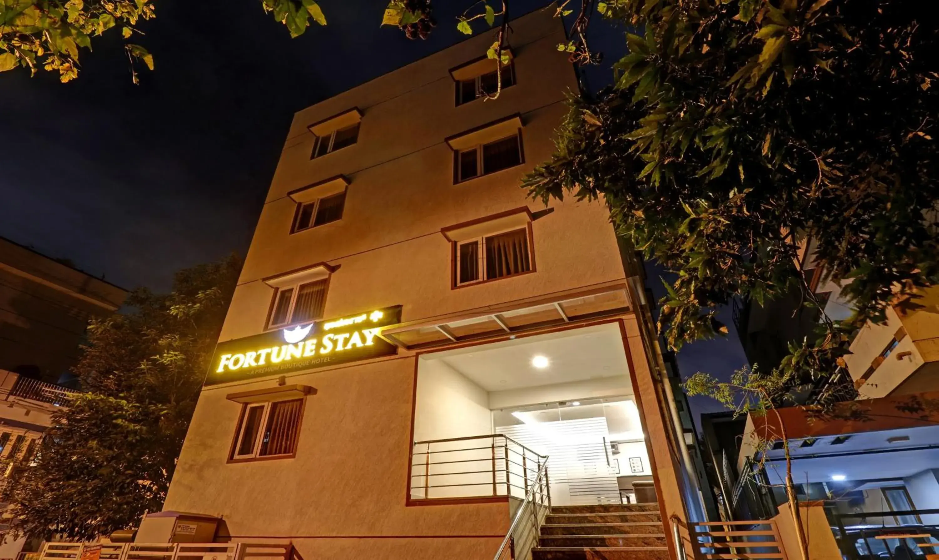 Property building in Treebo Fortune Stay Property building in Treebo Fortune Stay